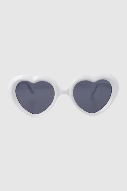 Lentes corazon chubby sold by Shasa