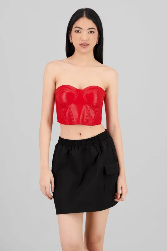 Corset corto efecto piel sold by Shasa