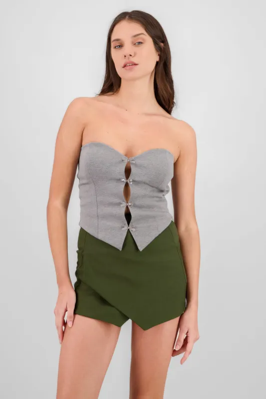 Top strapless detalle moños sold by Shasa