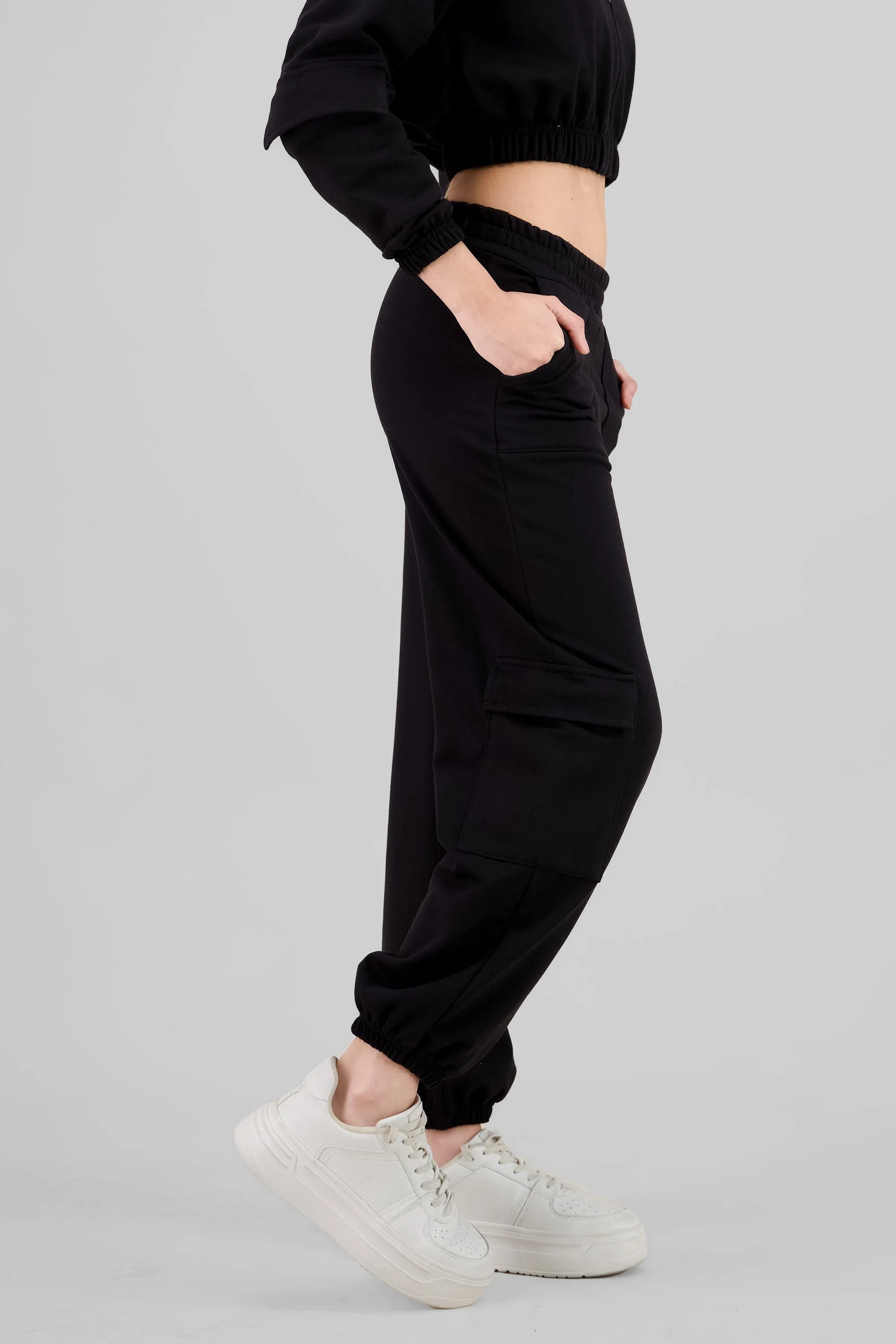 Pantalon cargo resorte bolsillos sold by Shasa product image thumbnail 3