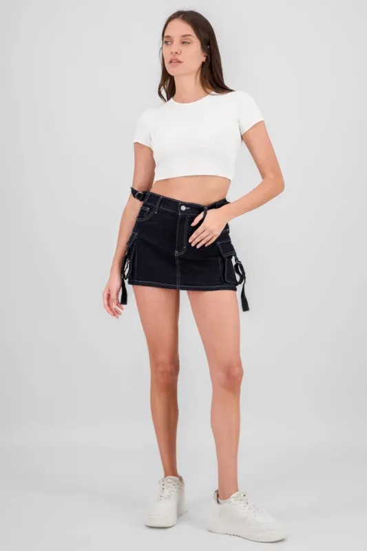 Falda short cargo tiras ajustables sold by Shasa