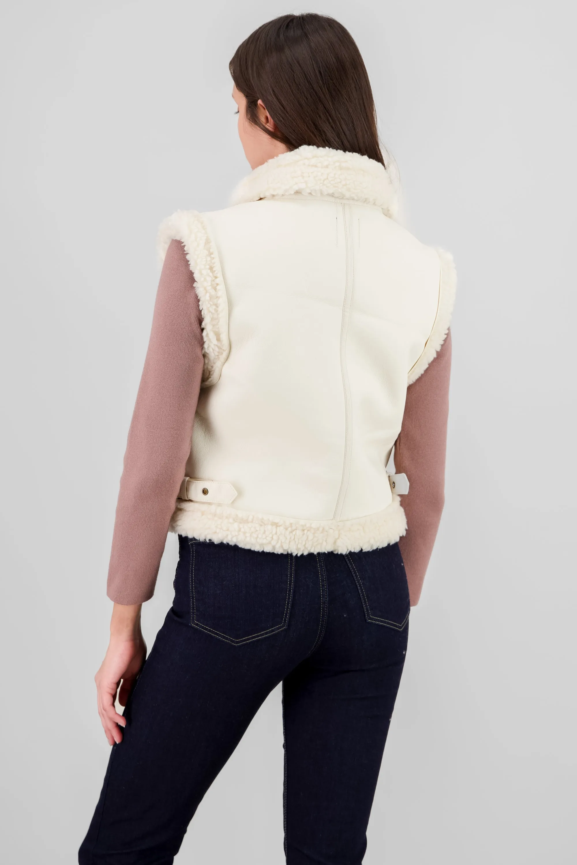 Chalecon con peluche sold by Shasa product image thumbnail 4