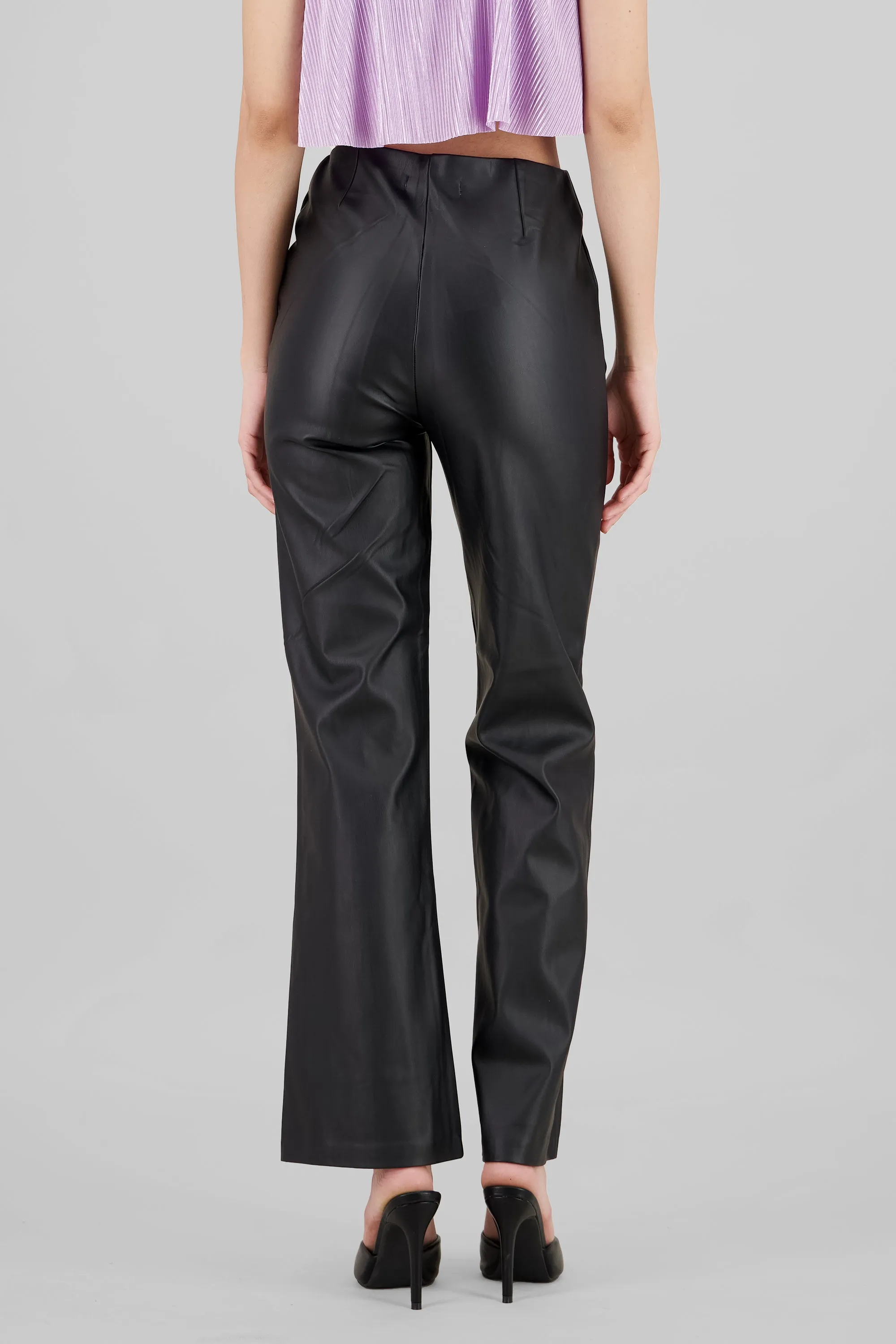 Pantalon amplio detalle costura sold by Shasa product image thumbnail 4