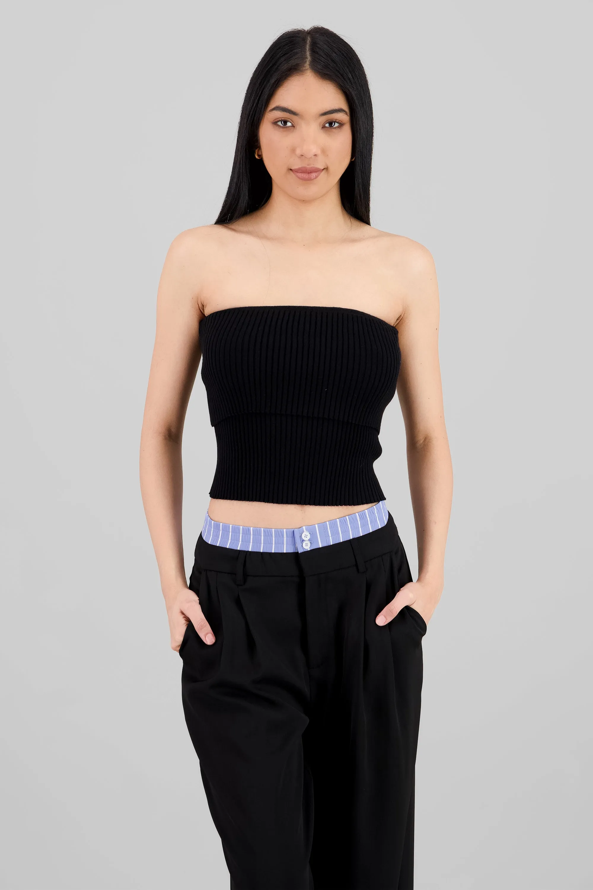 Top off shoulder de tejido grueso sold by Shasa