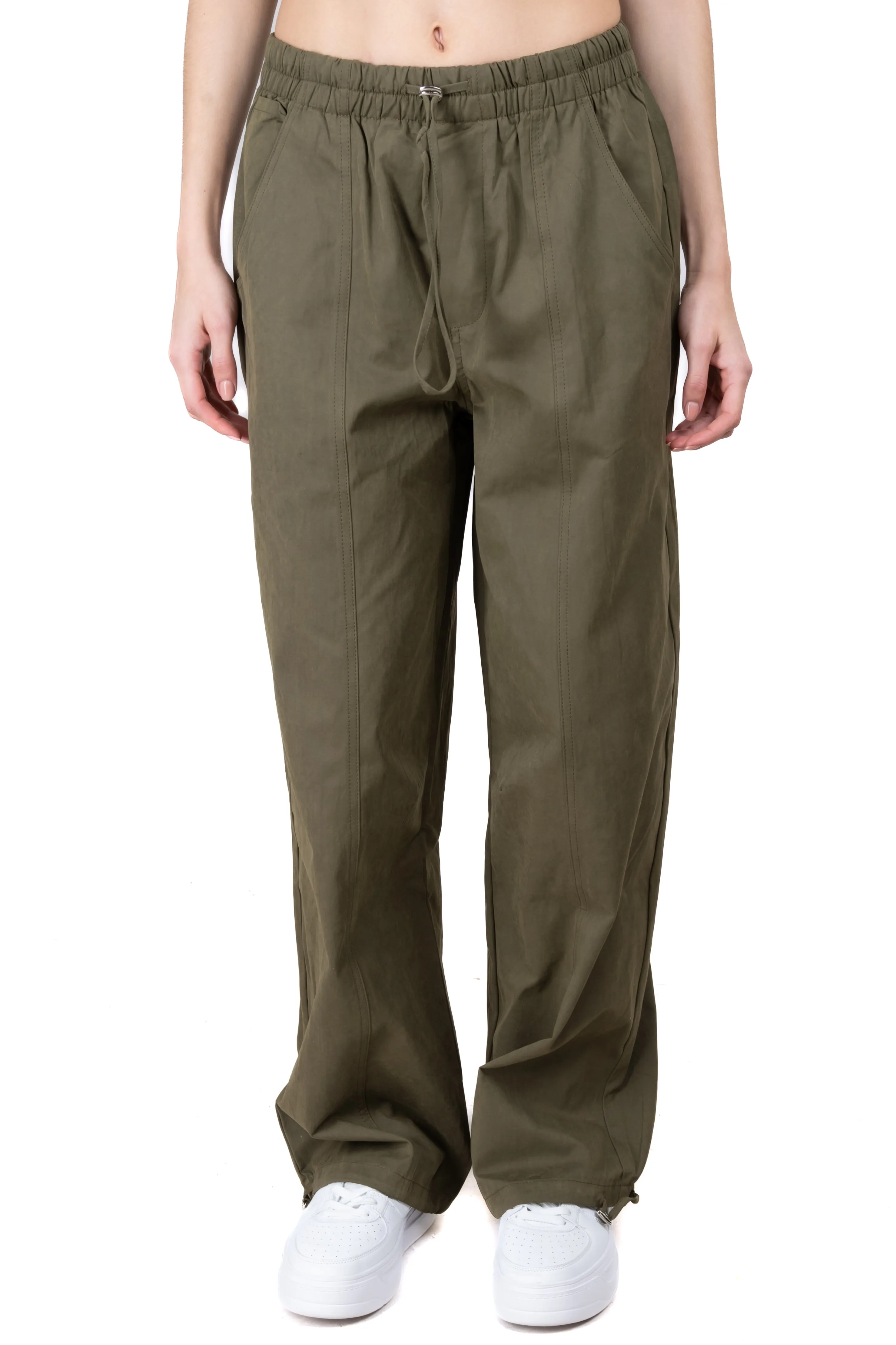 Pantalon parachute detalle elasticos sold by Shasa