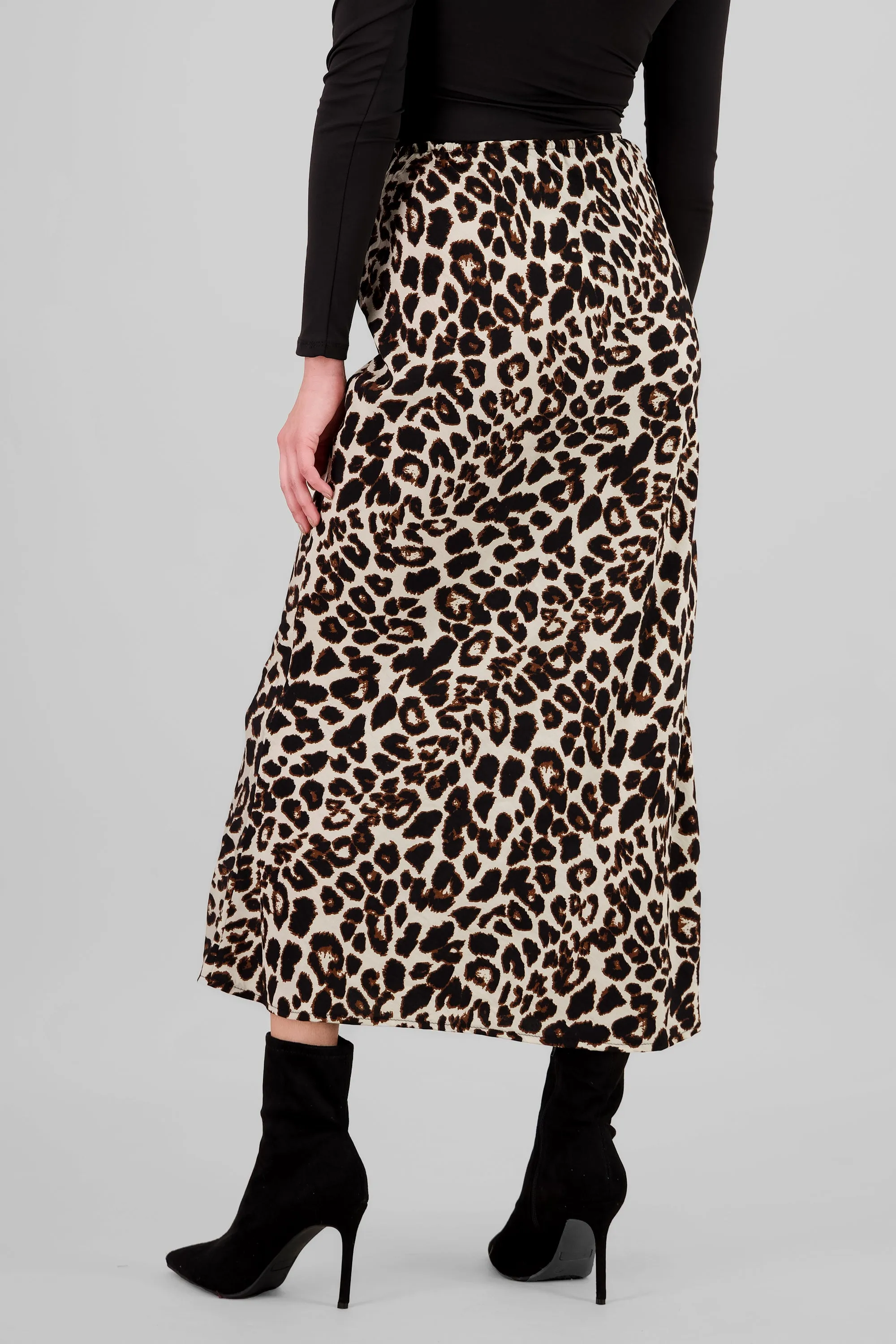 Falda maxi animal print sold by Shasa product image thumbnail 4