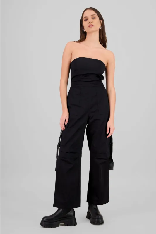 Jumpsuit strapless cargo tiras sold by Shasa
