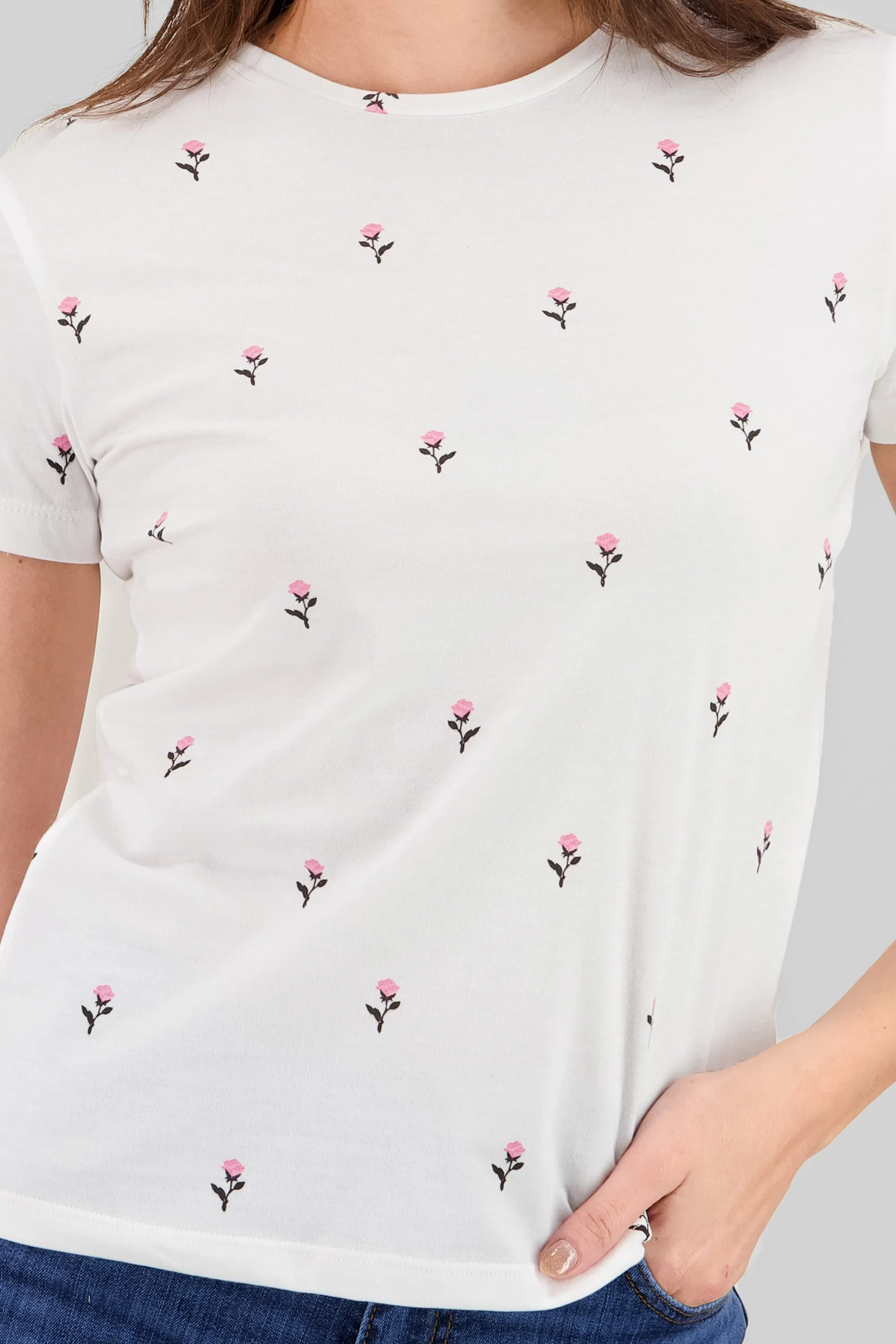 Playera manga corta cuello redondo detalle flores sold by Shasa product image thumbnail 5