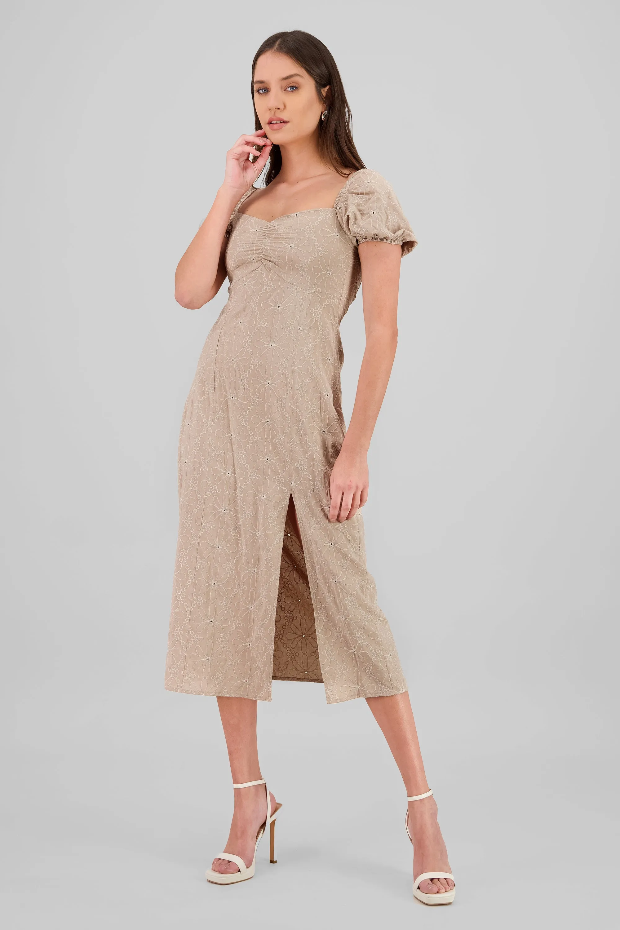 Vestido midi detalle textura flores sold by Shasa product image thumbnail 2