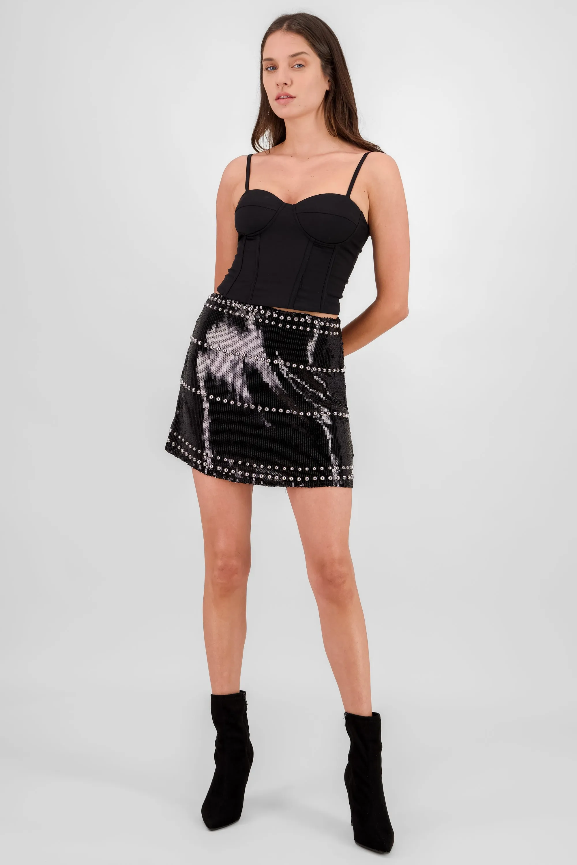 Falda mini lentejuela detalle aplicacion sold by Shasa