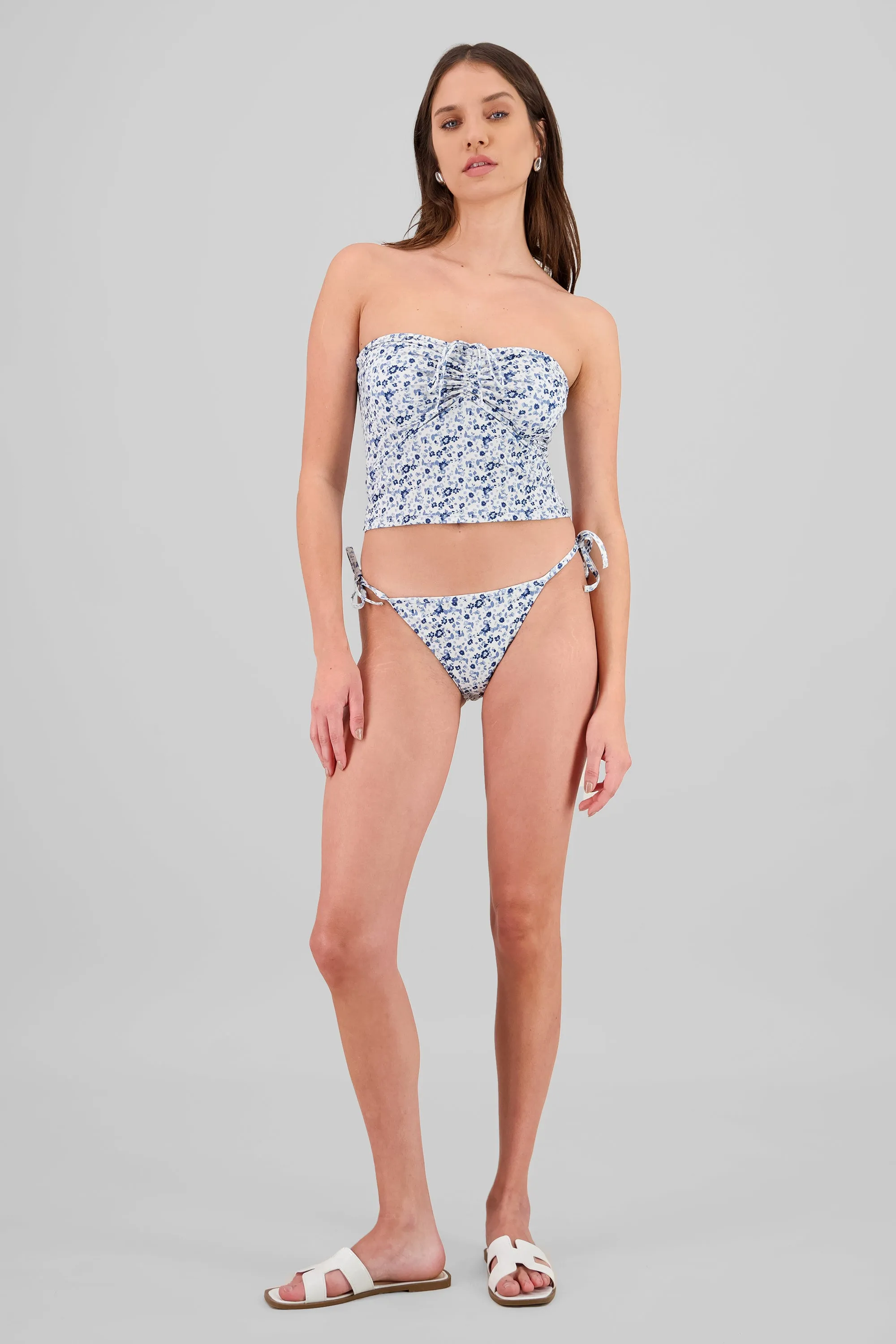 Bikini set top tubo jareta sold by Shasa