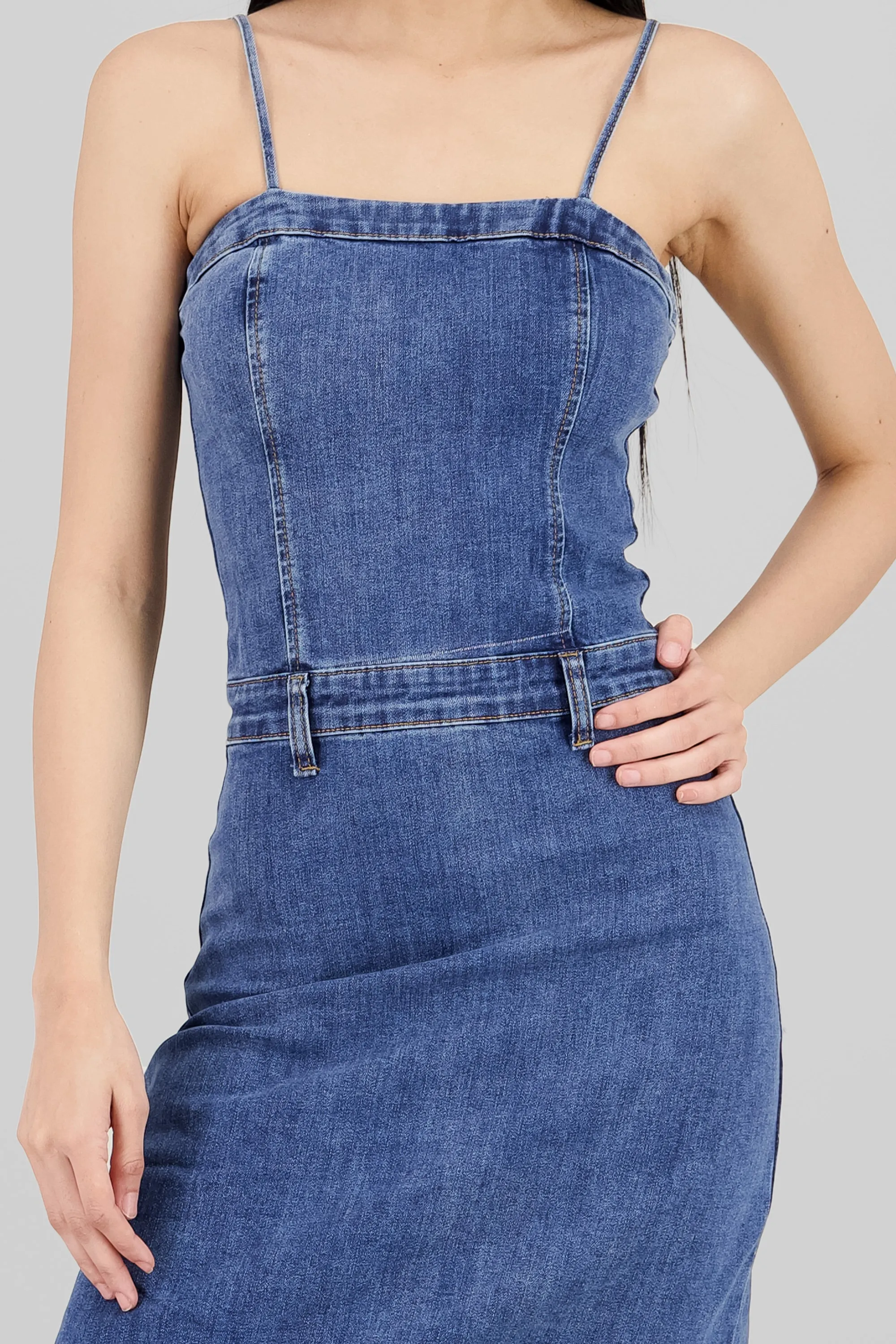 Vestido midi abertura trasera sold by Shasa product image thumbnail 5