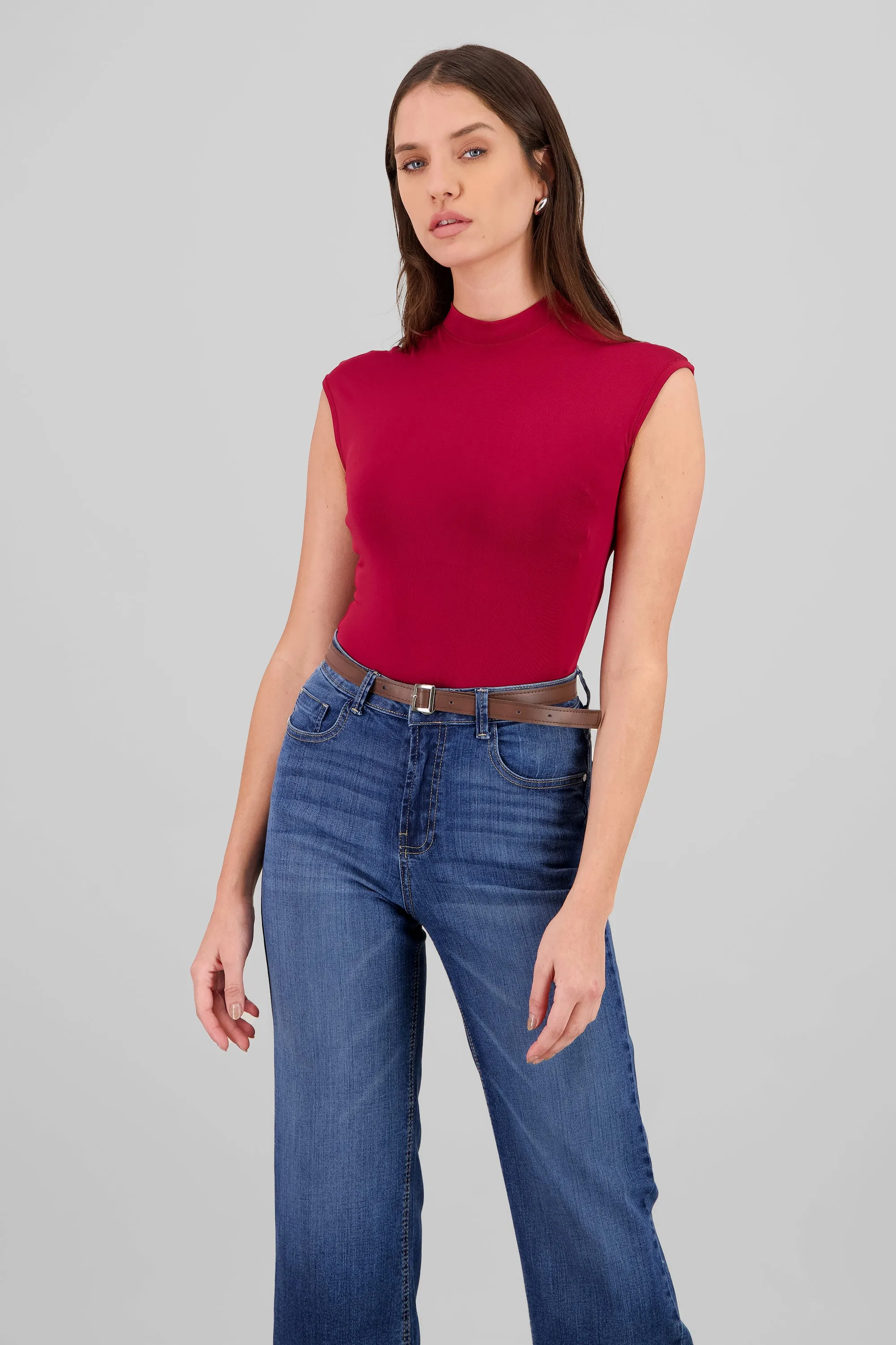 Bodysuit cuello alto sold by Shasa