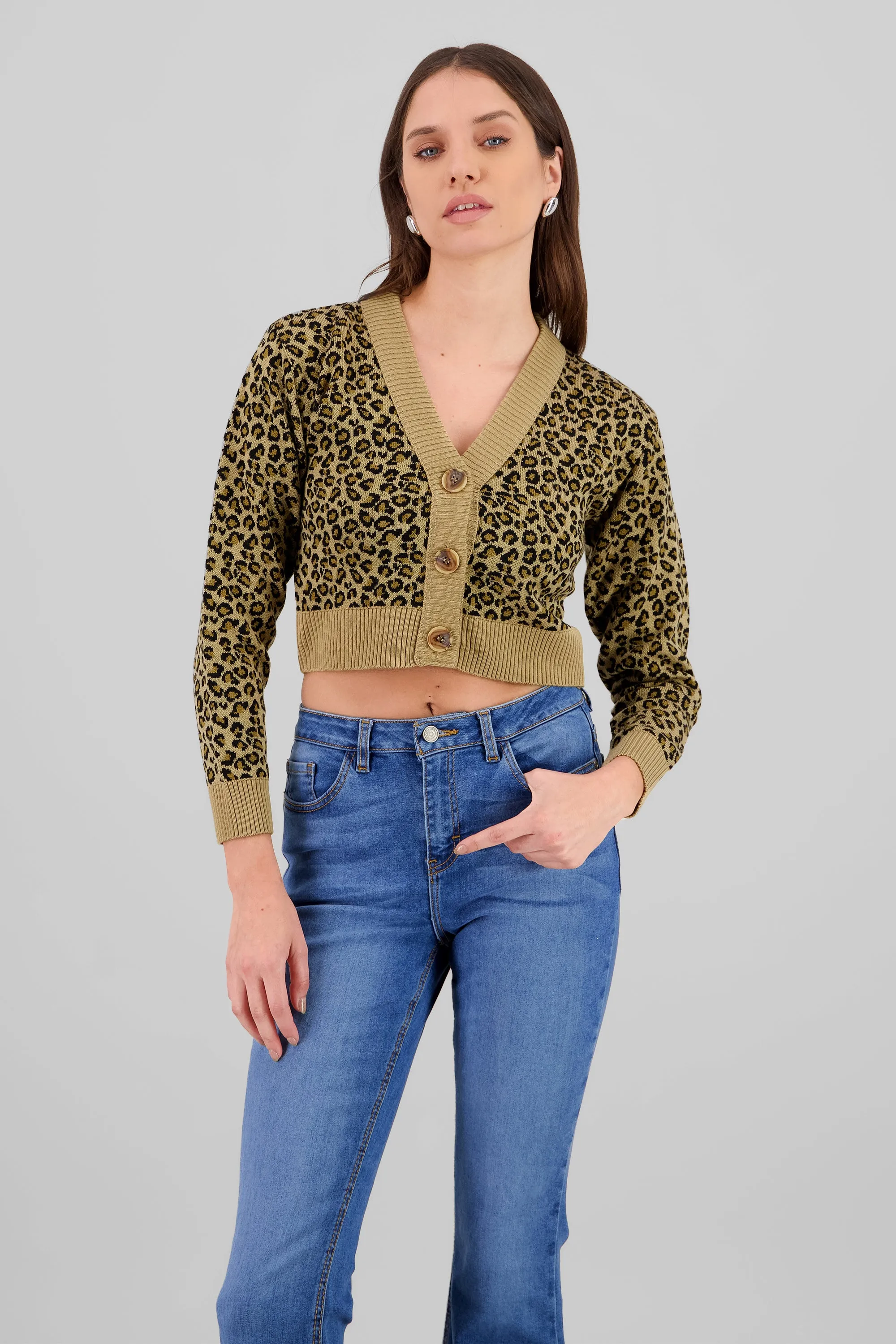 Cardigan tejido animal print detalle botones sold by Shasa