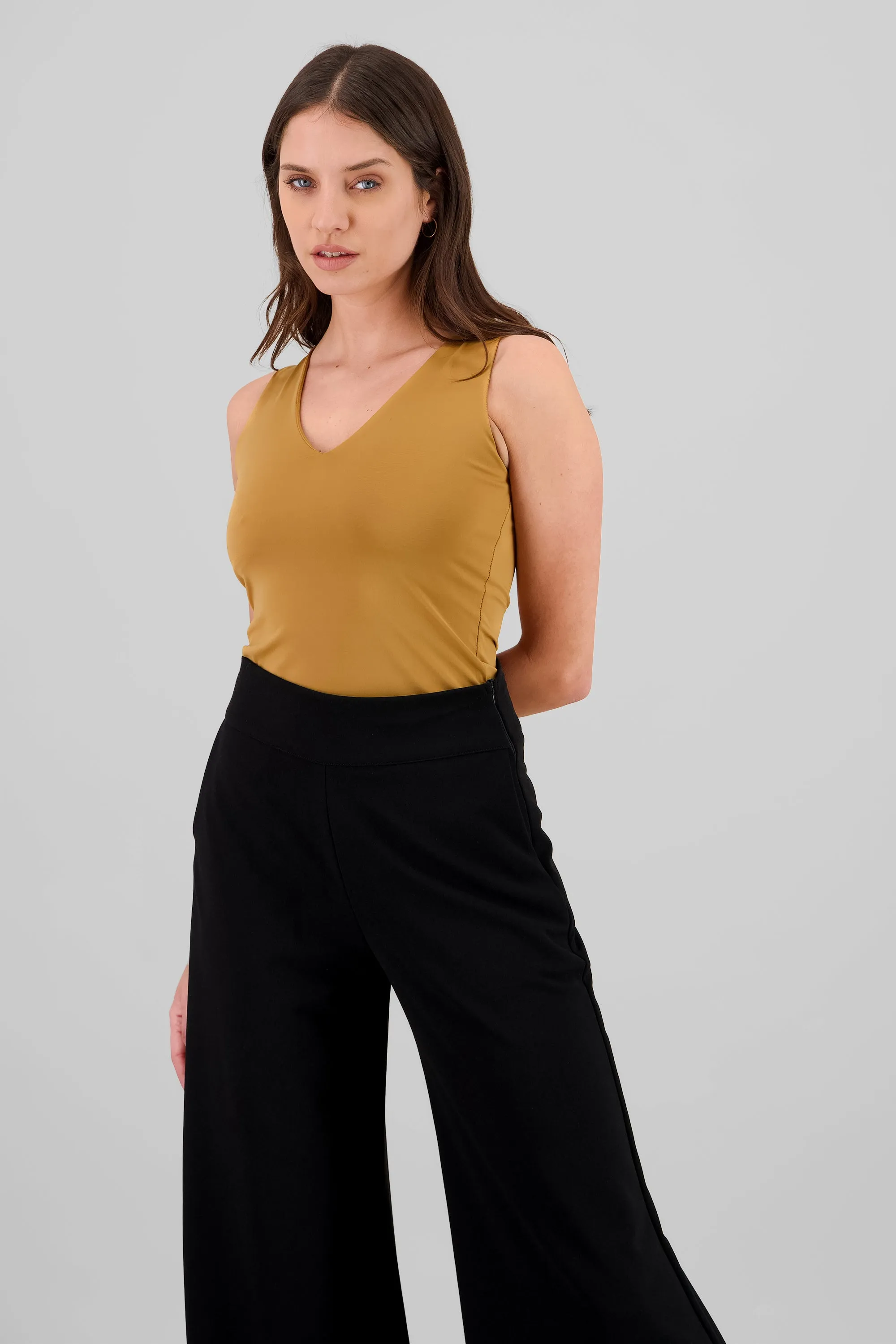 Bodysuit escote V liso Hypsters sold by Shasa