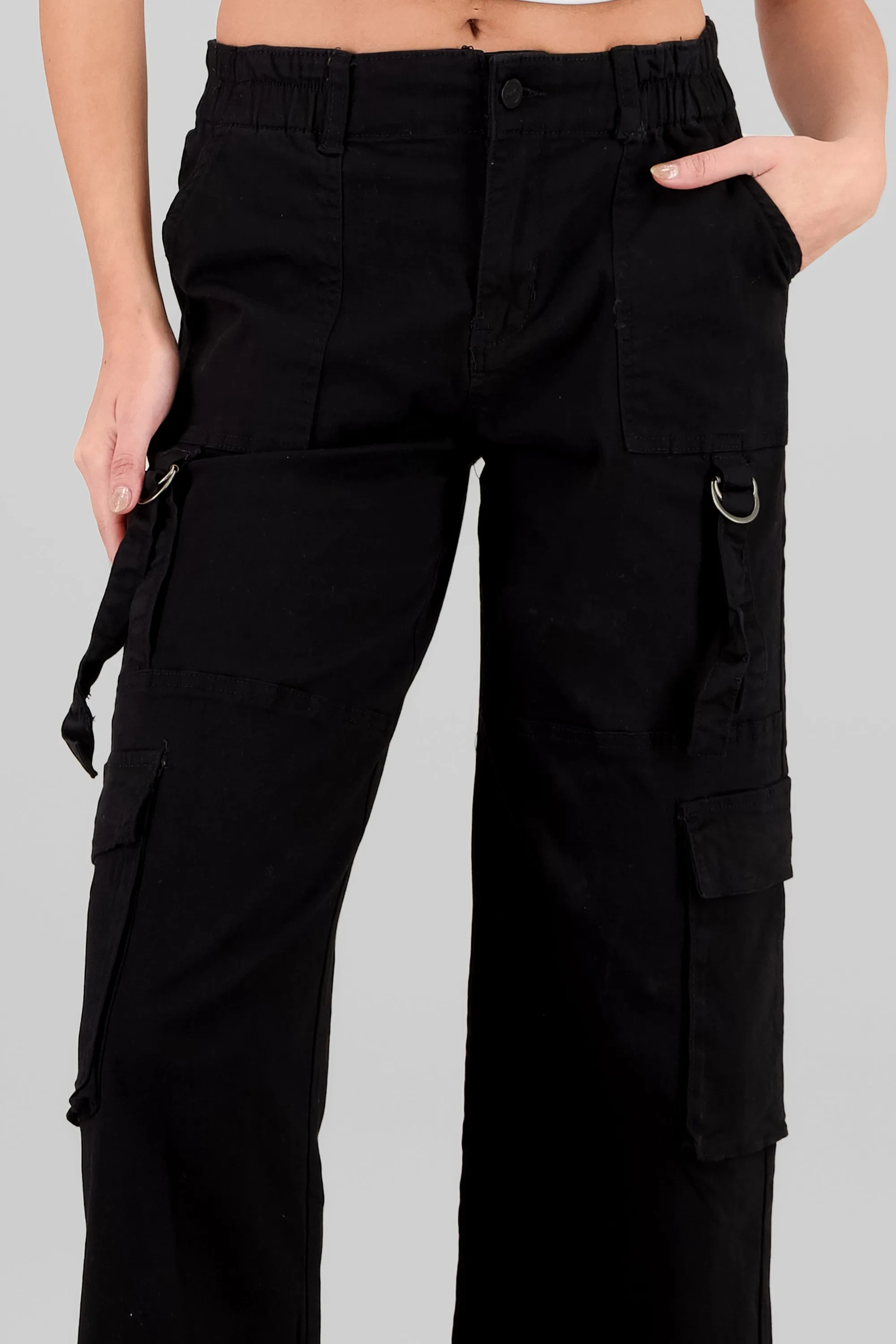 Pantalón cargo 3 bolsas tiras sold by Shasa product image thumbnail 5