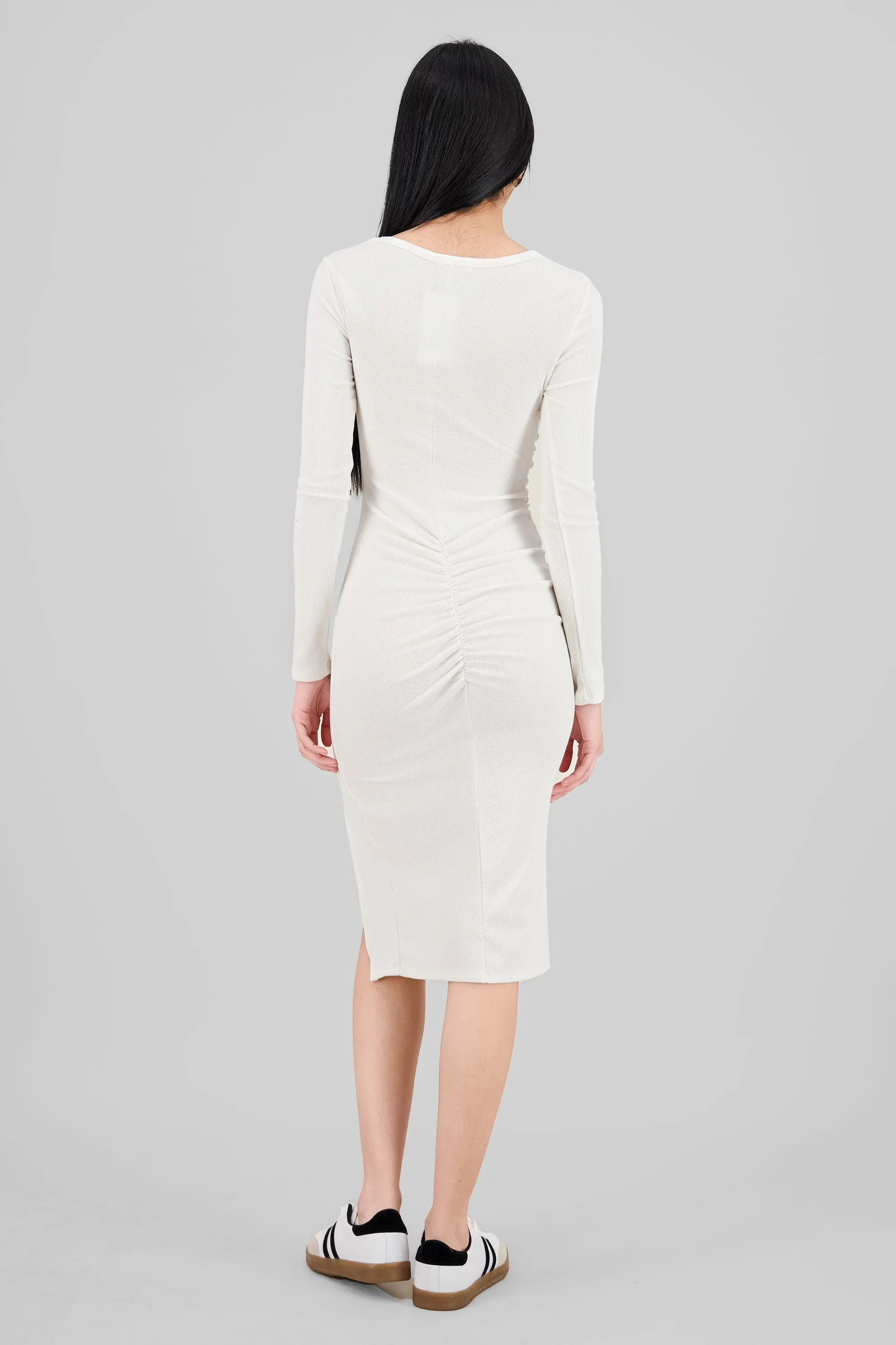 Vestido manga larga detalle abertuda sold by Shasa product image thumbnail 4