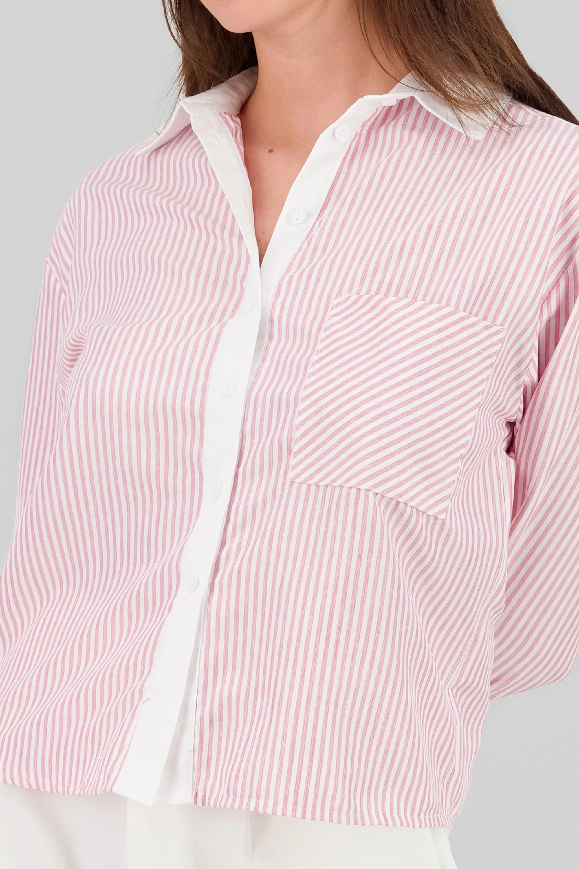 Camisa manga larga detalle contraste bolsa sold by Shasa product image thumbnail 5