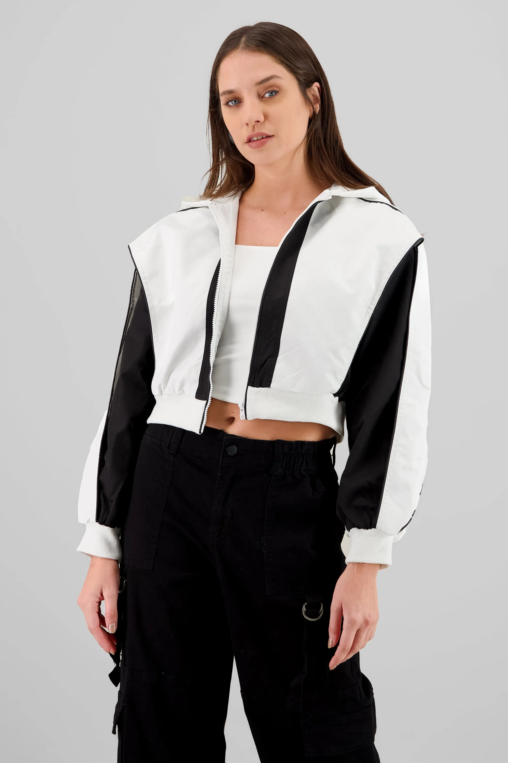 Chamarra ligera detalle contraste sold by Shasa product image thumbnail 2