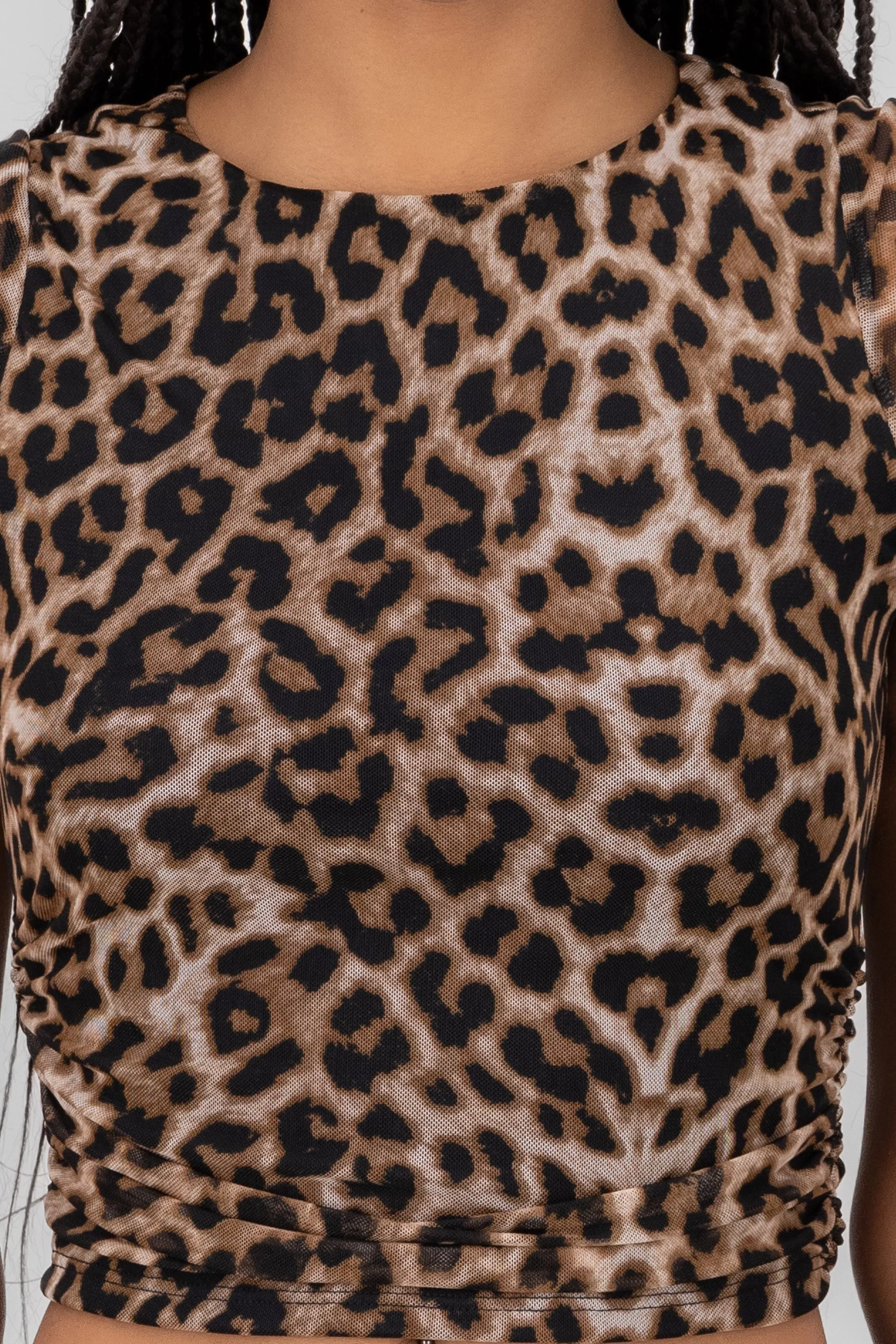 Top corto leopardo fruncido sold by Shasa product image thumbnail 5