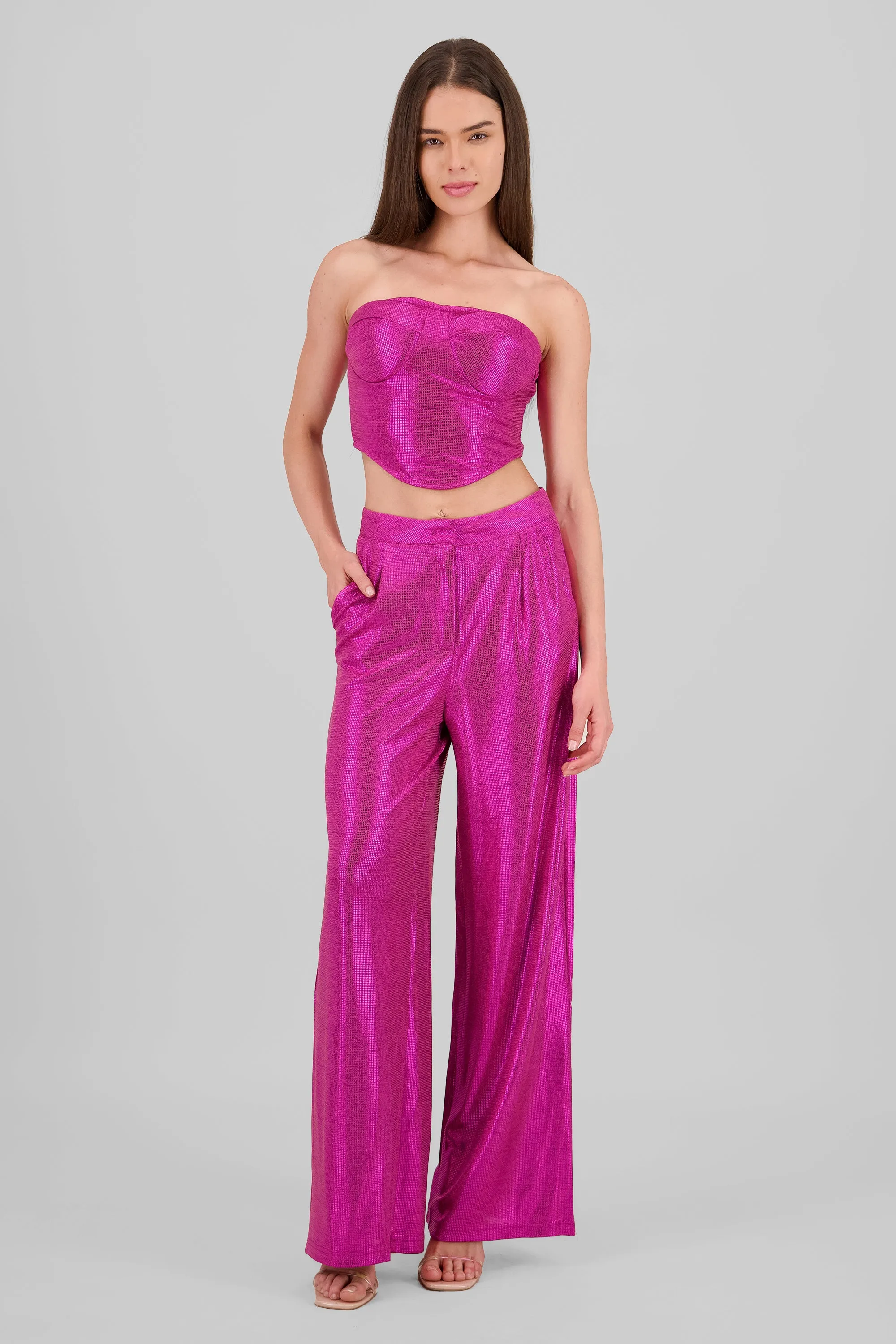 Pantalon wide leg fluido brillos sold by Shasa