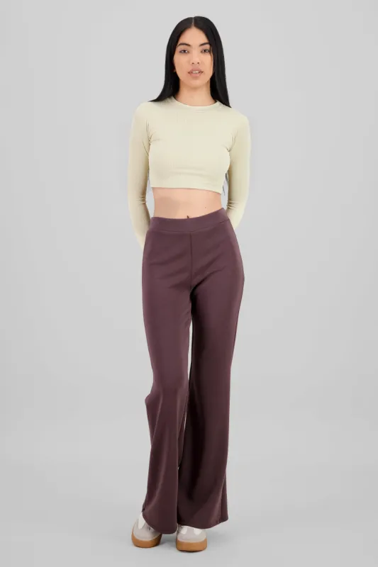 Pantalon flare detalle pretina sold by Shasa