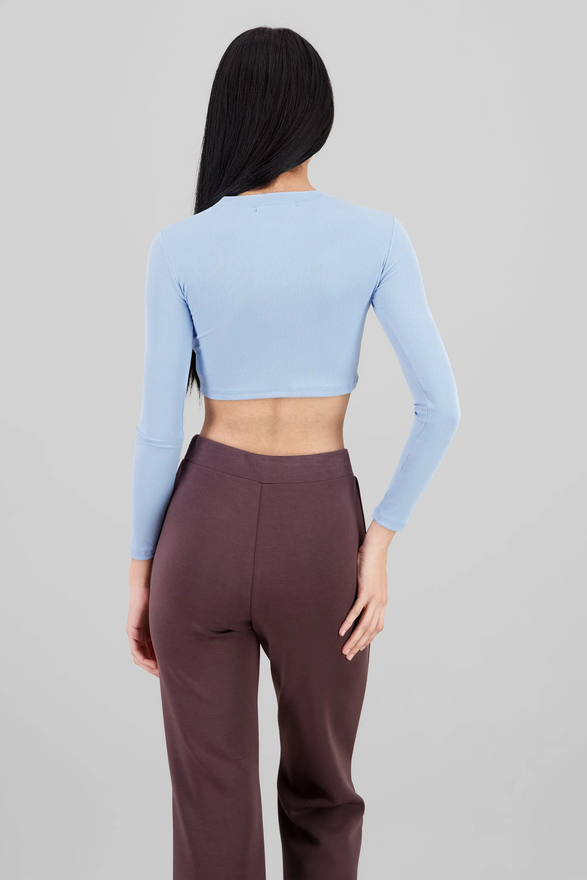 Top manga larga cuello alto sold by Shasa product image thumbnail 4