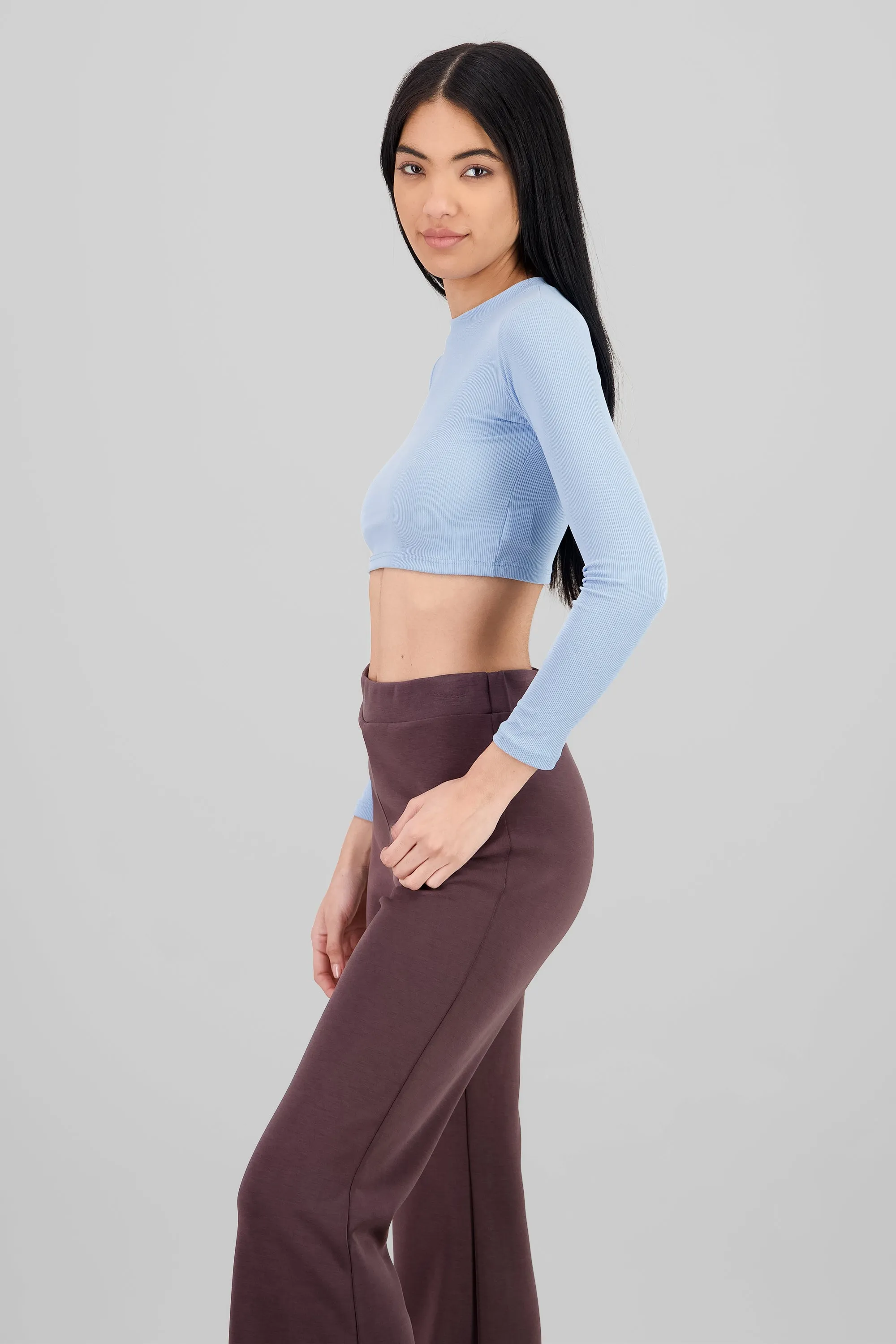 Top manga larga cuello alto sold by Shasa product image thumbnail 3