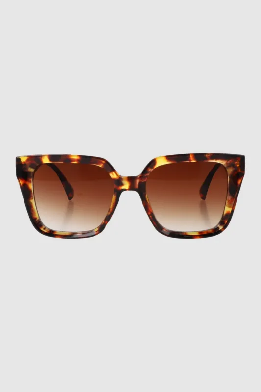Lentes de sol oversized armazon sold by Shasa