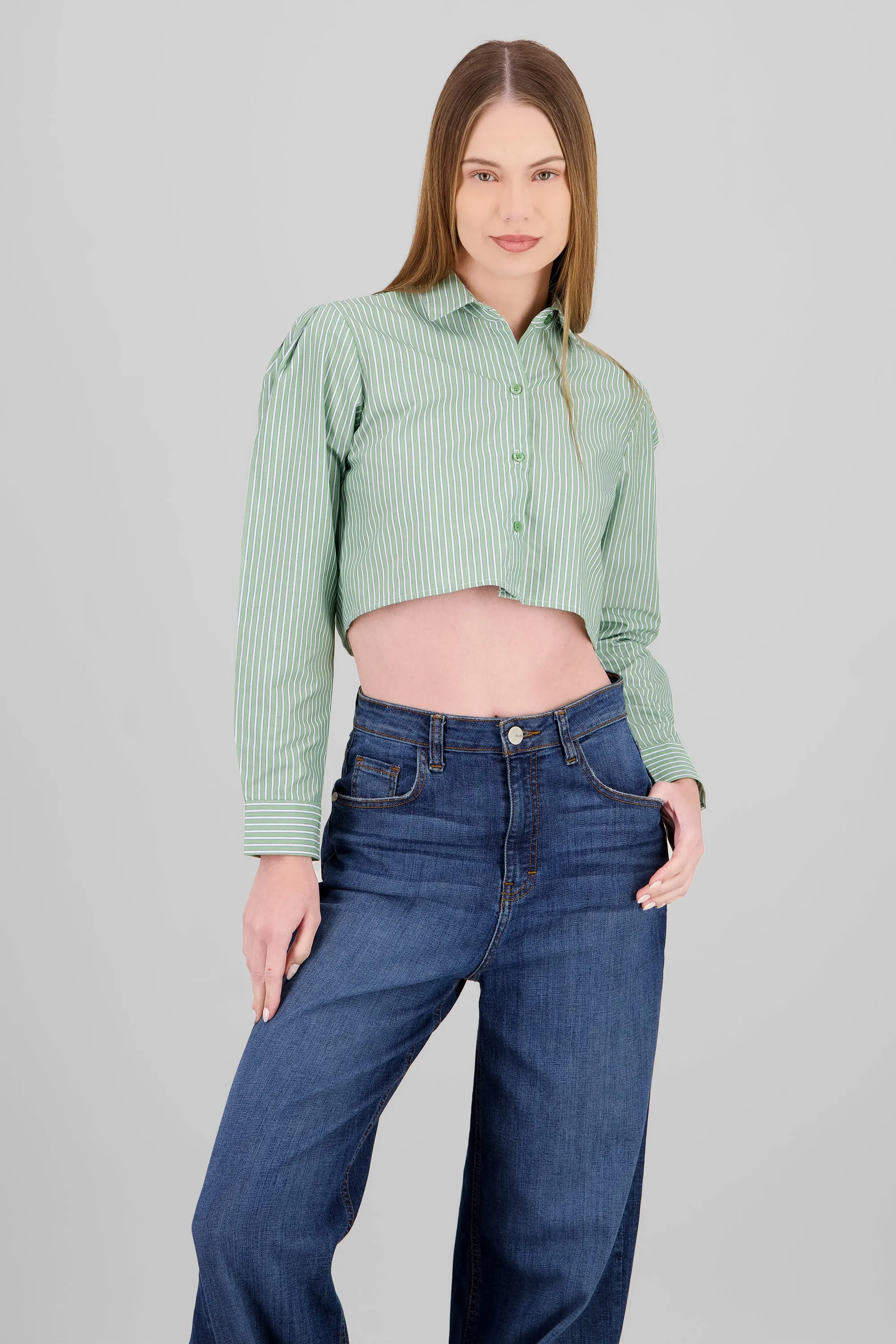 Camisa crop detalle botones manga larga sold by Shasa product image thumbnail 2