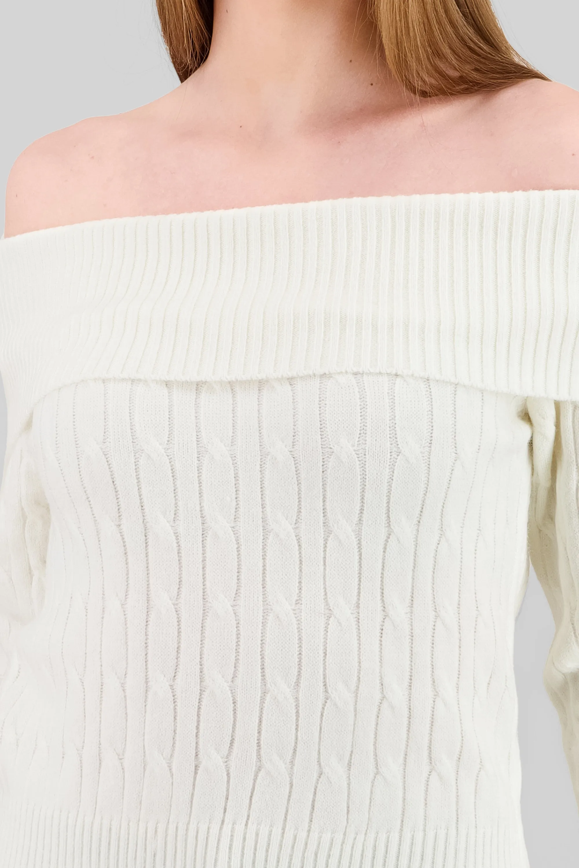 Sueter off shulder tejido trenzado sold by Shasa product image thumbnail 5