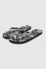 FLIP FLOP PRINT HOJAS GLITTER sold by Shasa
