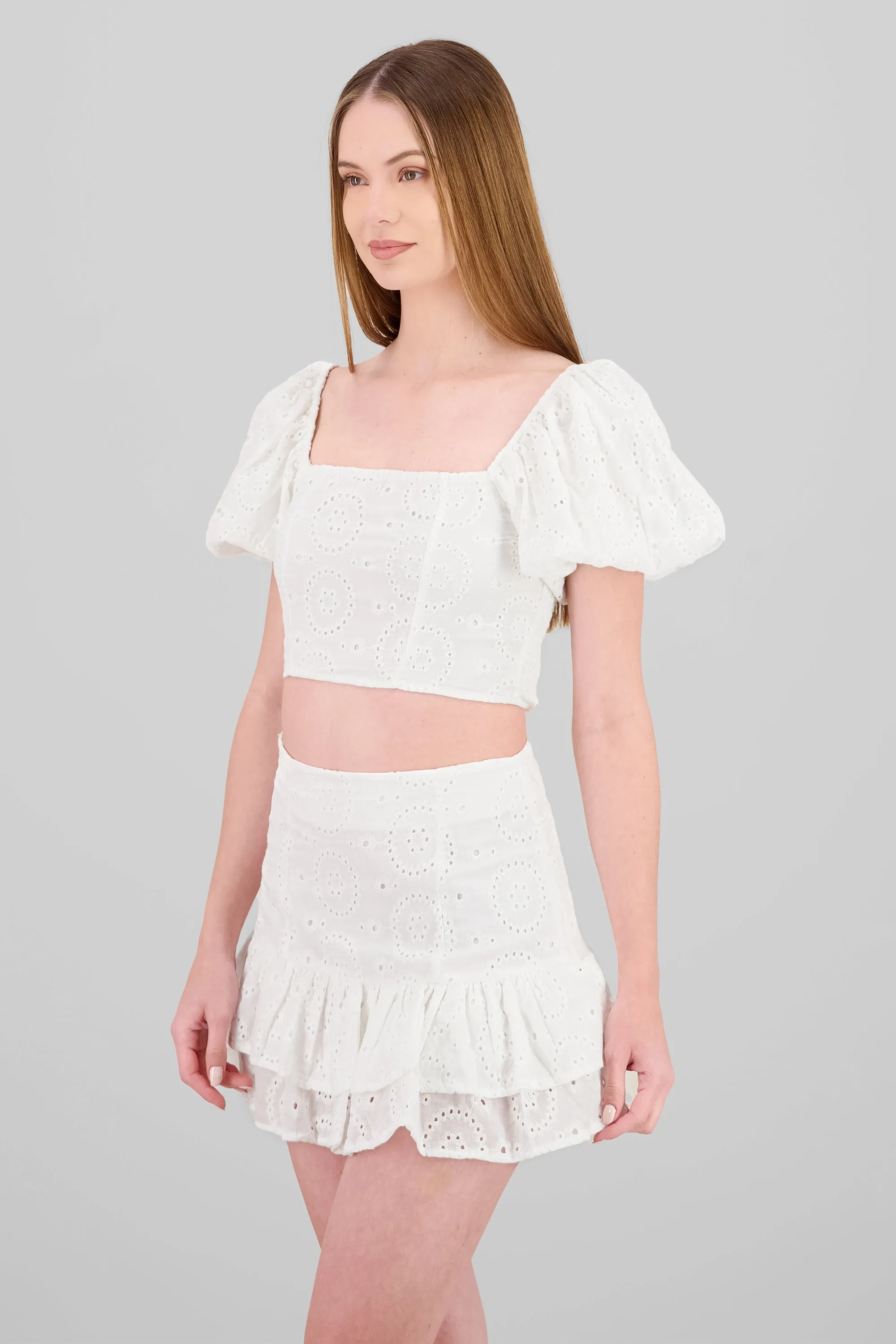 Blusa detalle bordado manga globo sold by Shasa product image thumbnail 3