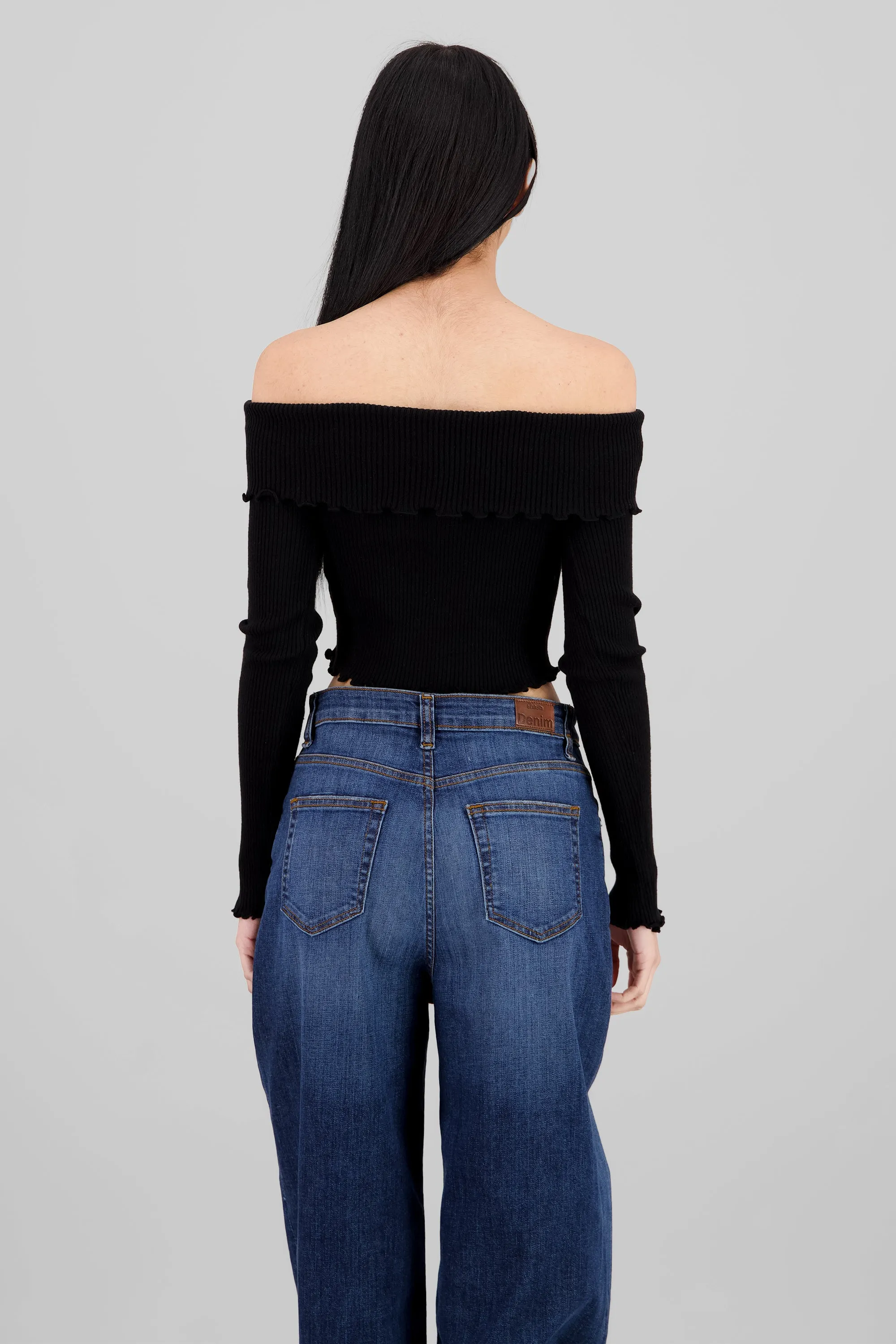 Top off shoulder plisado sold by Shasa product image thumbnail 4