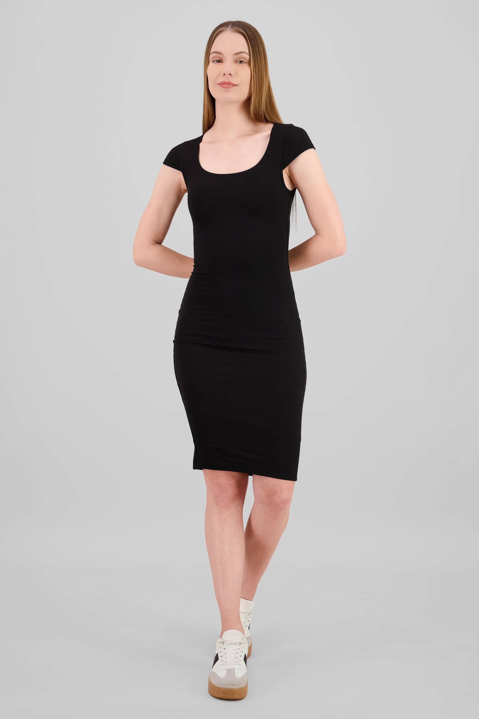 Vestido maxi escote cuadrado manga corta sold by Shasa product image thumbnail 2