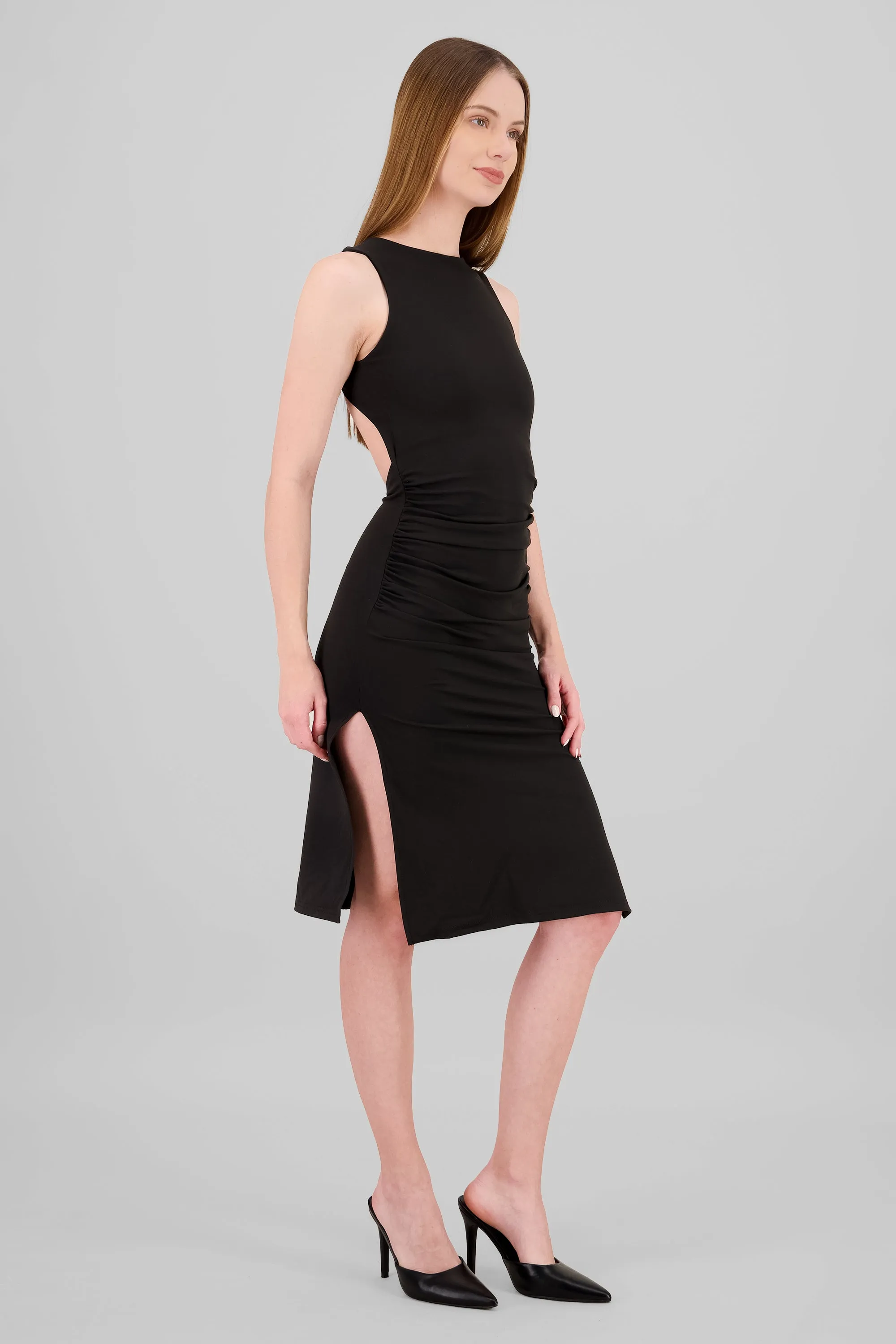 Vestido midi liso detalle espalda sold by Shasa product image thumbnail 3