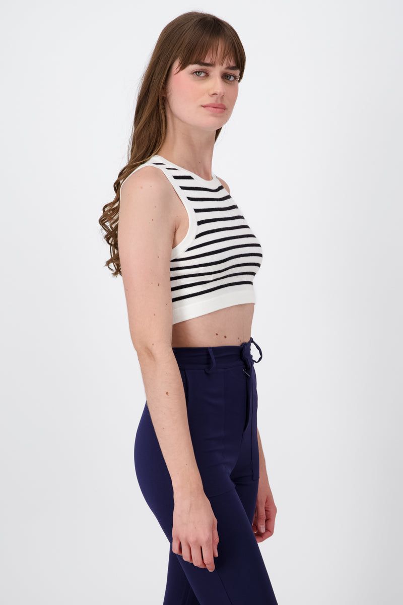 Top Flores Tejido sold by Shasa product image thumbnail 3