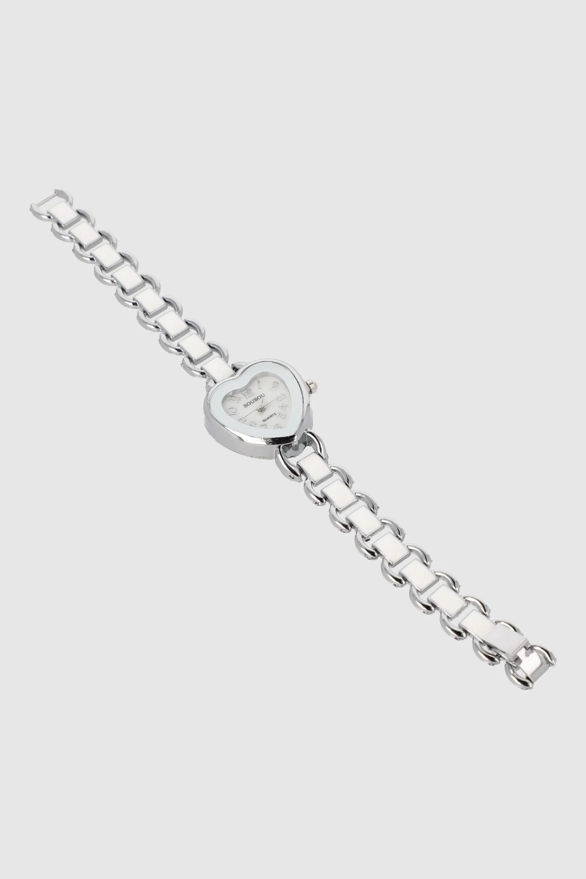 Reloj corazon eslabones sold by Shasa