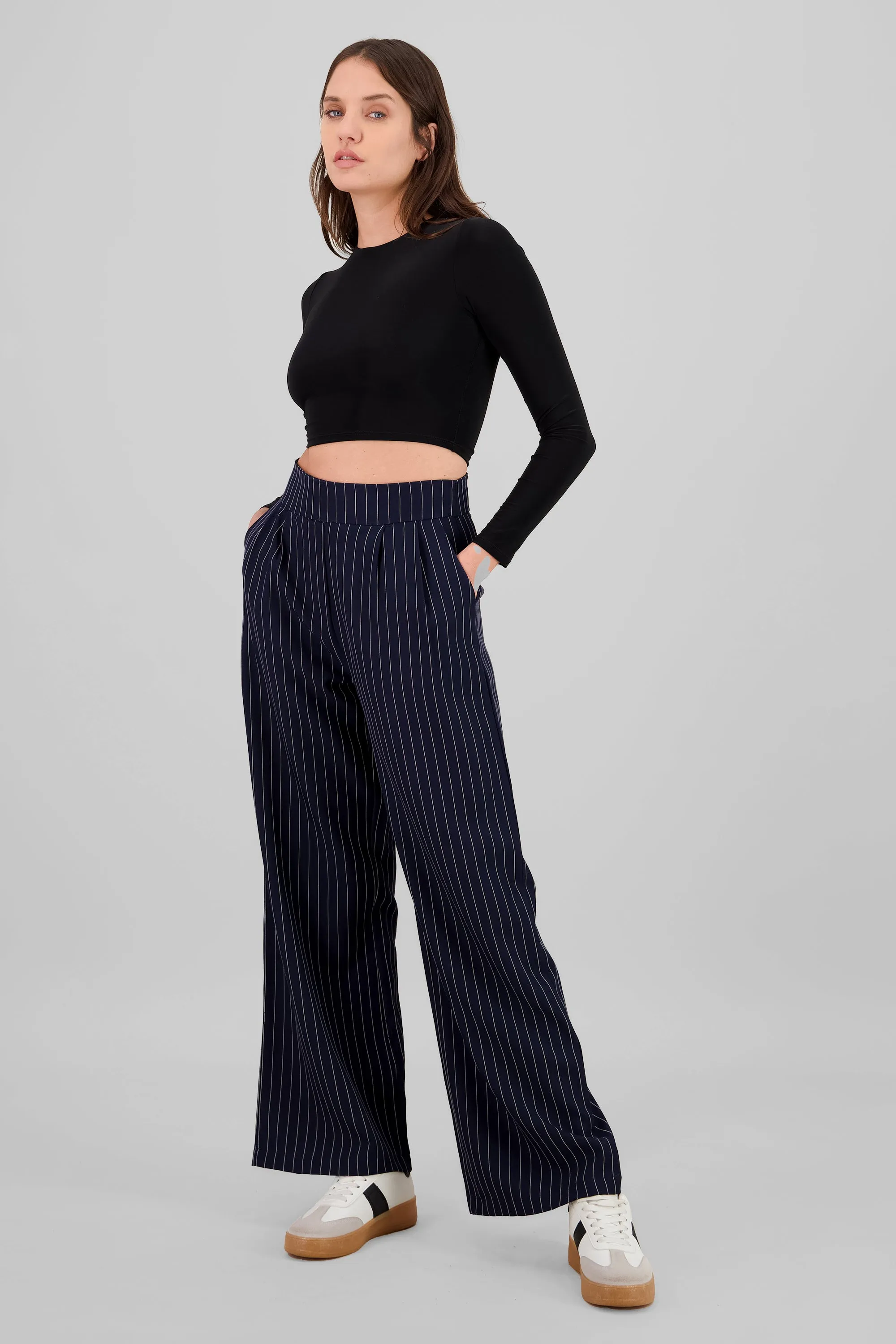 Pantalon de vestir wide leg estampado rayas sold by Shasa