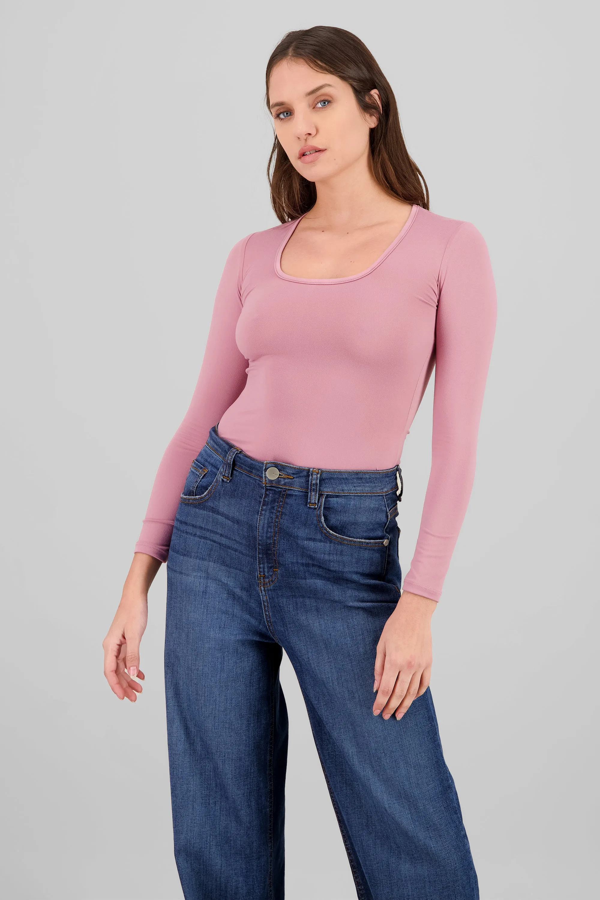 Bodysuit Liso Escote Cuadrado sold by Shasa