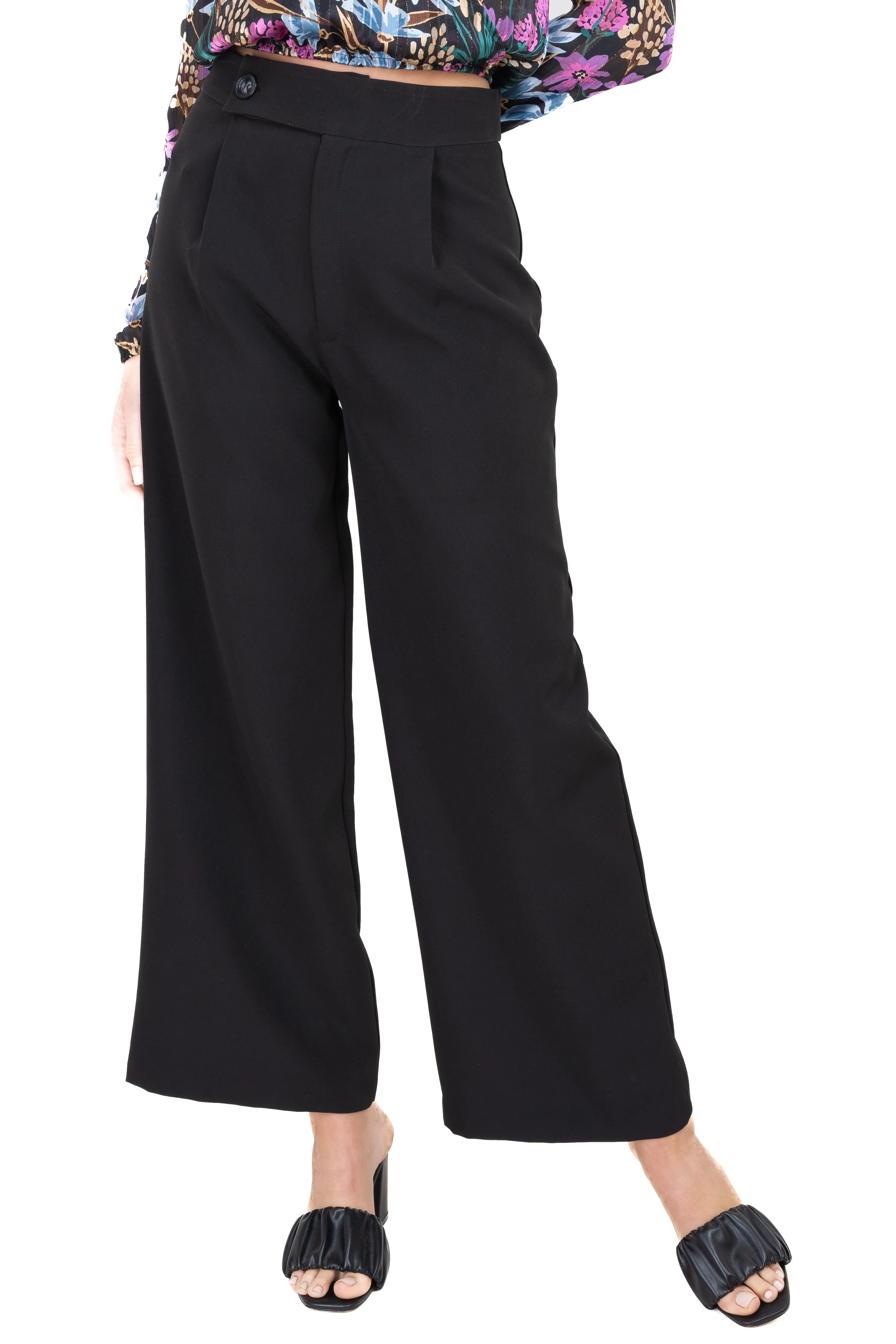 Pantalón wide leg botón cruzado sold by Shasa