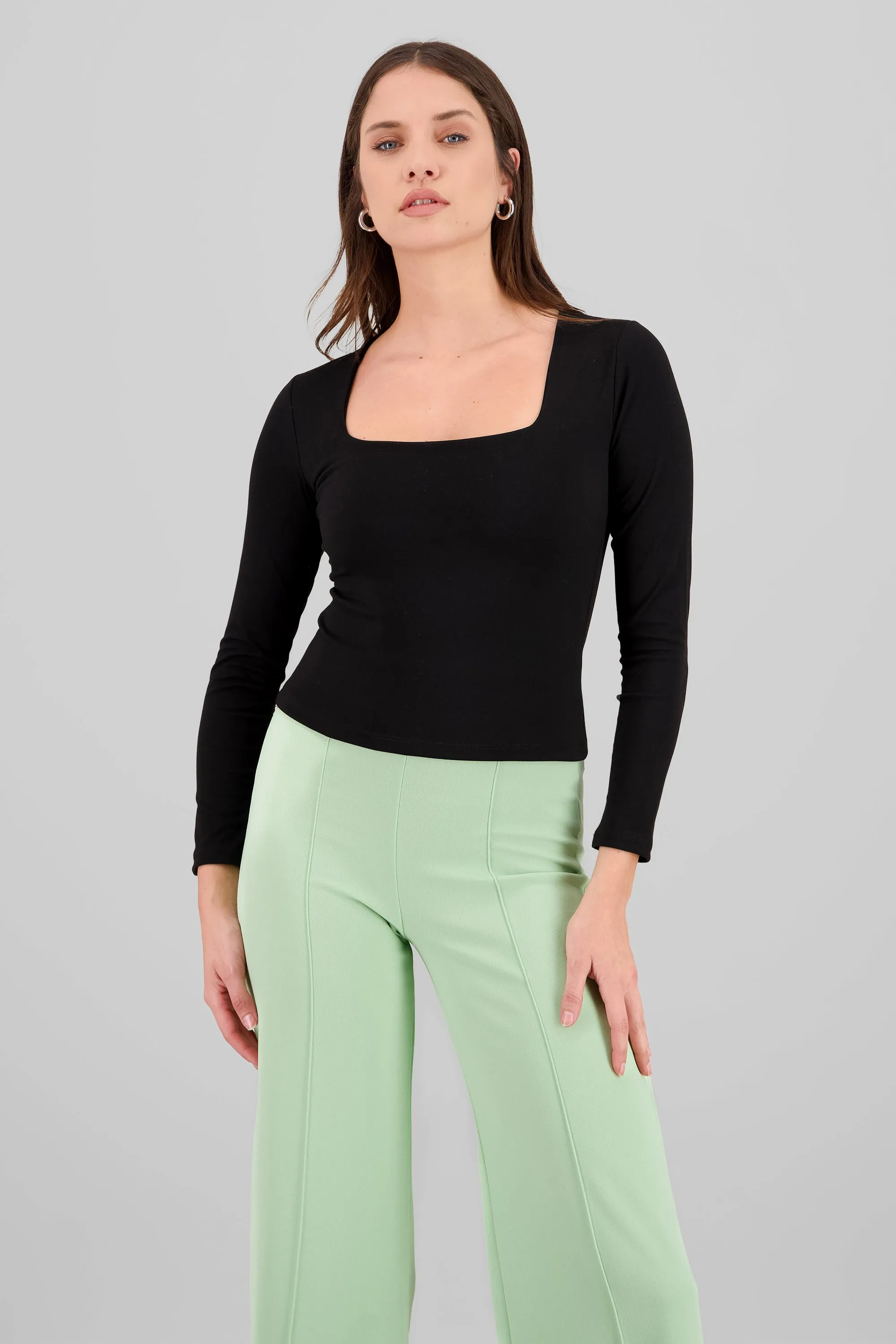 Top escote cuadrado manga larga doble tela sold by Shasa product image thumbnail 2