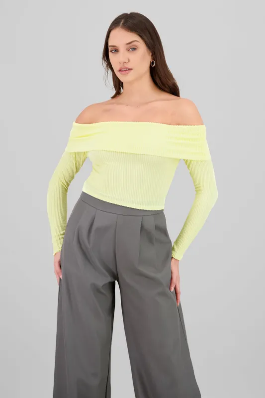 Top Sin Hombros Textura Rib sold by Shasa