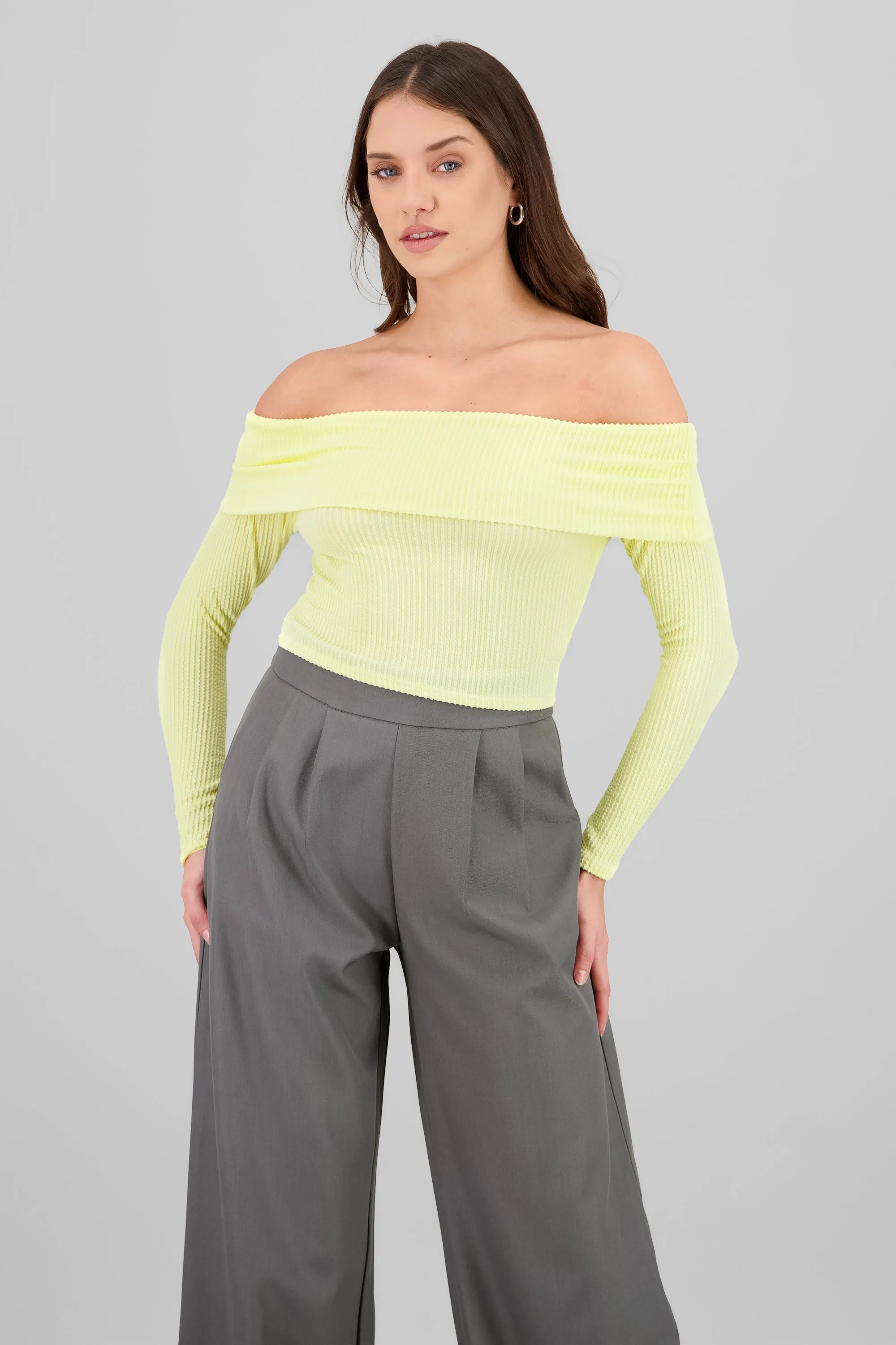 Top Sin Hombros Textura Rib sold by Shasa