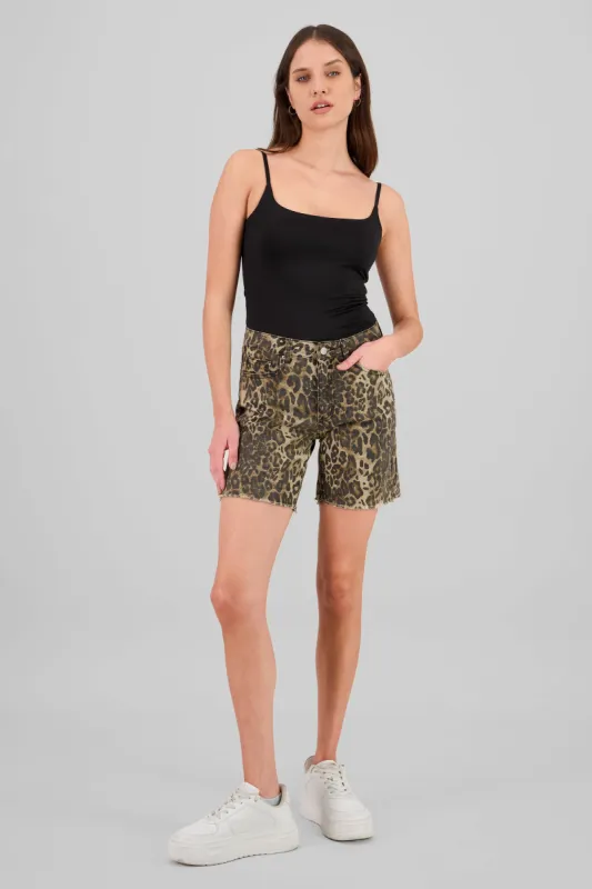 Bermudas estampado animal print sold by Shasa