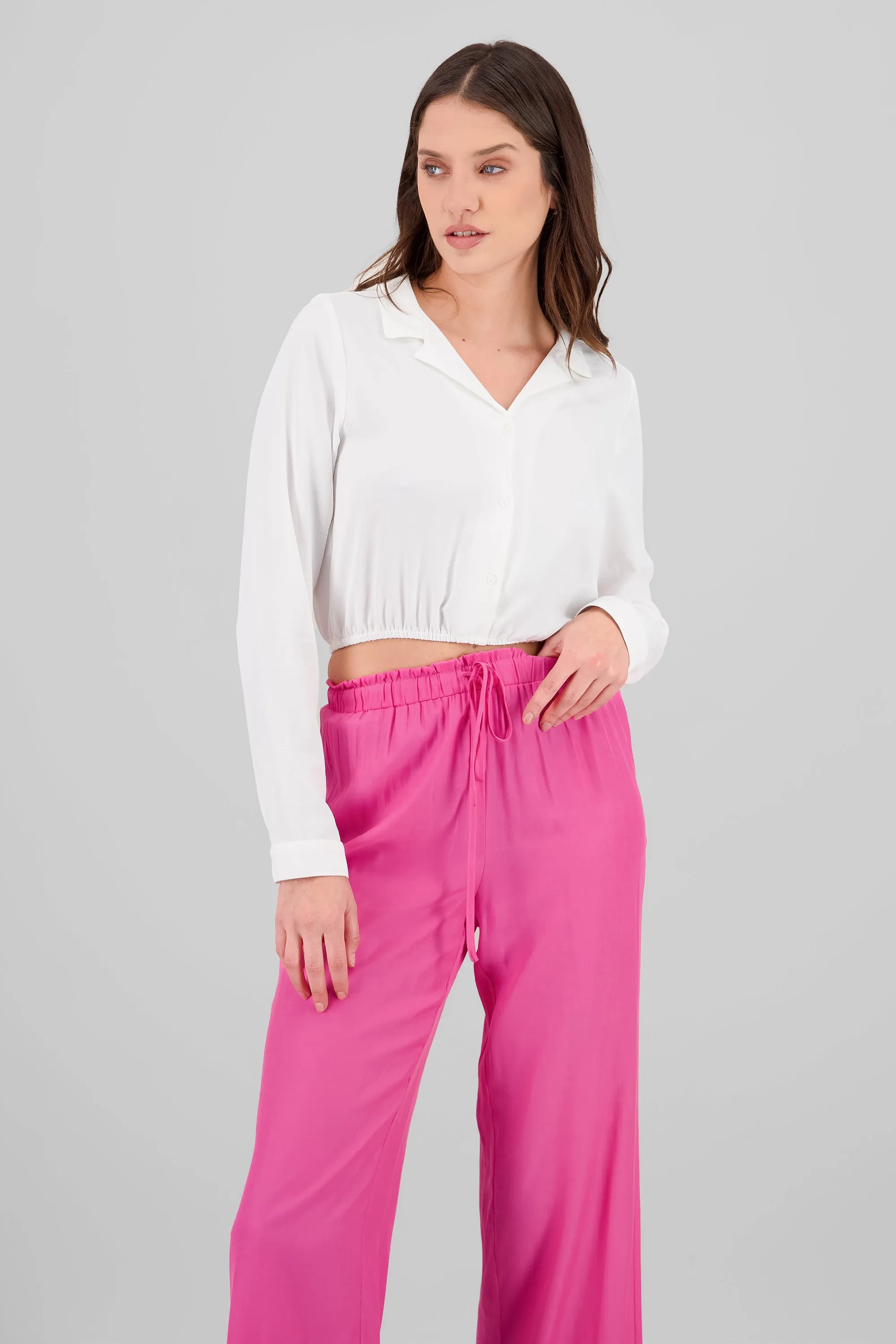 Camisa manga larga detella resorte sold by Shasa