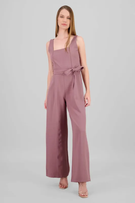 Jumpsuit tirantes detalle cinturon sold by Shasa