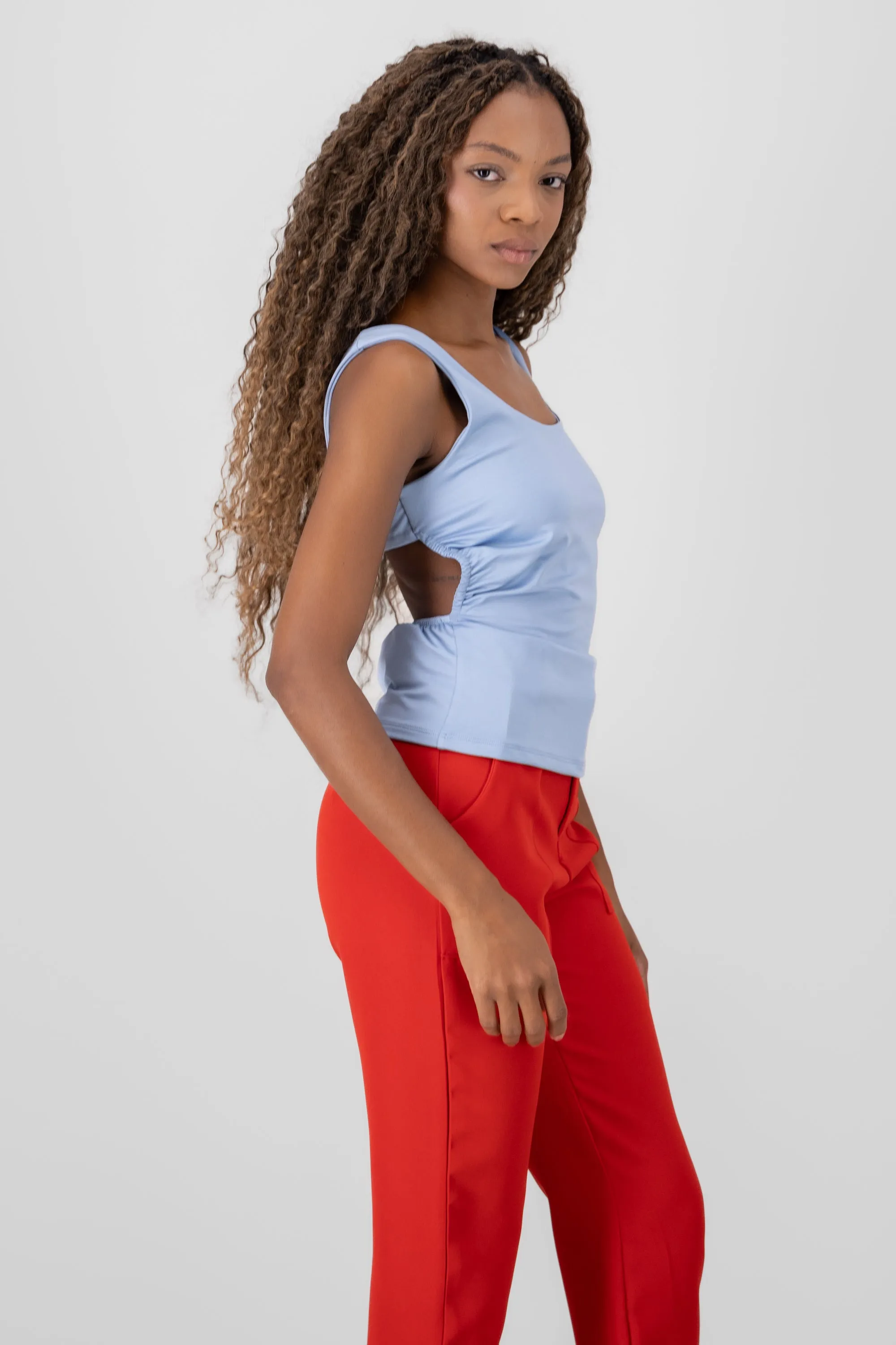 Top cuello redondo detalle escote espalda sold by Shasa product image thumbnail 3