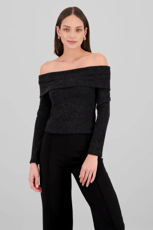 Top manga larga off shoulder detalle brillos sold by Shasa