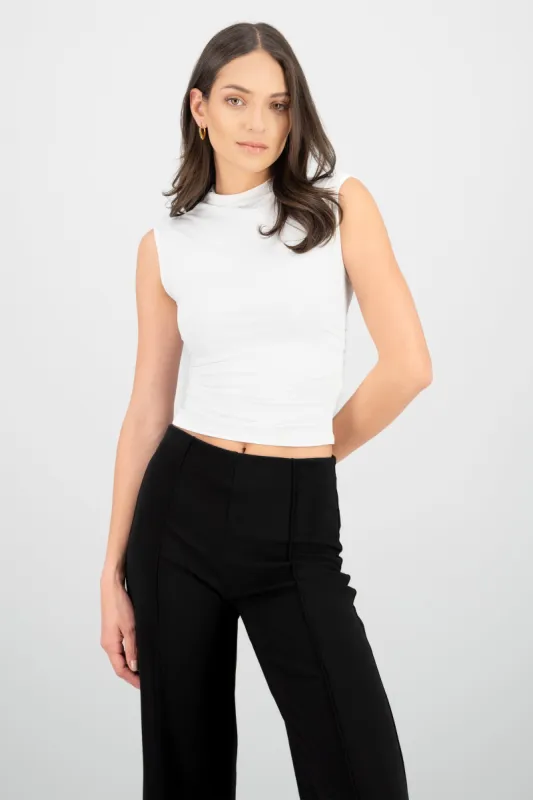 Blusa drapeada cuello alto sold by Shasa